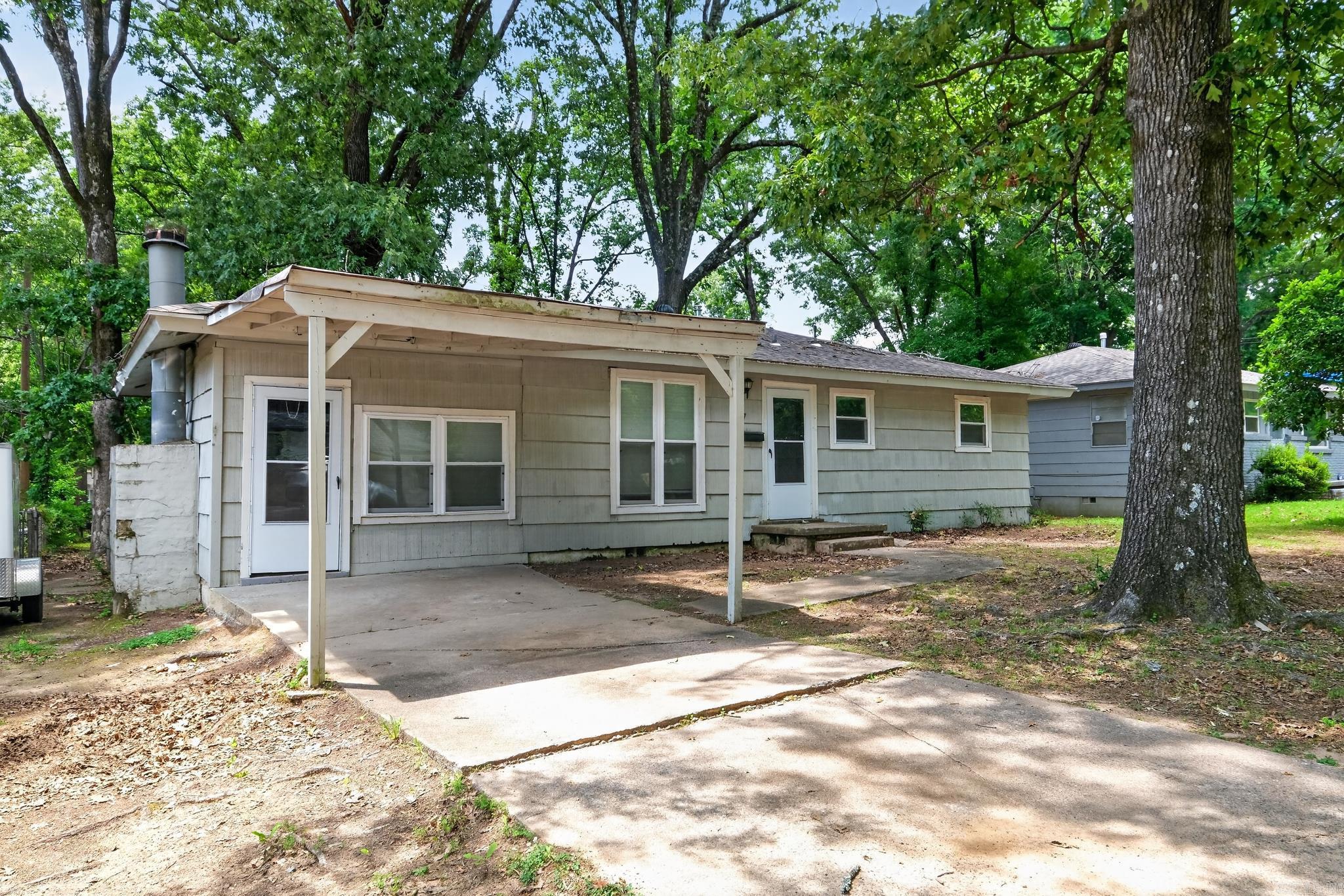 WAKEFIELD VILLAGE - Residential