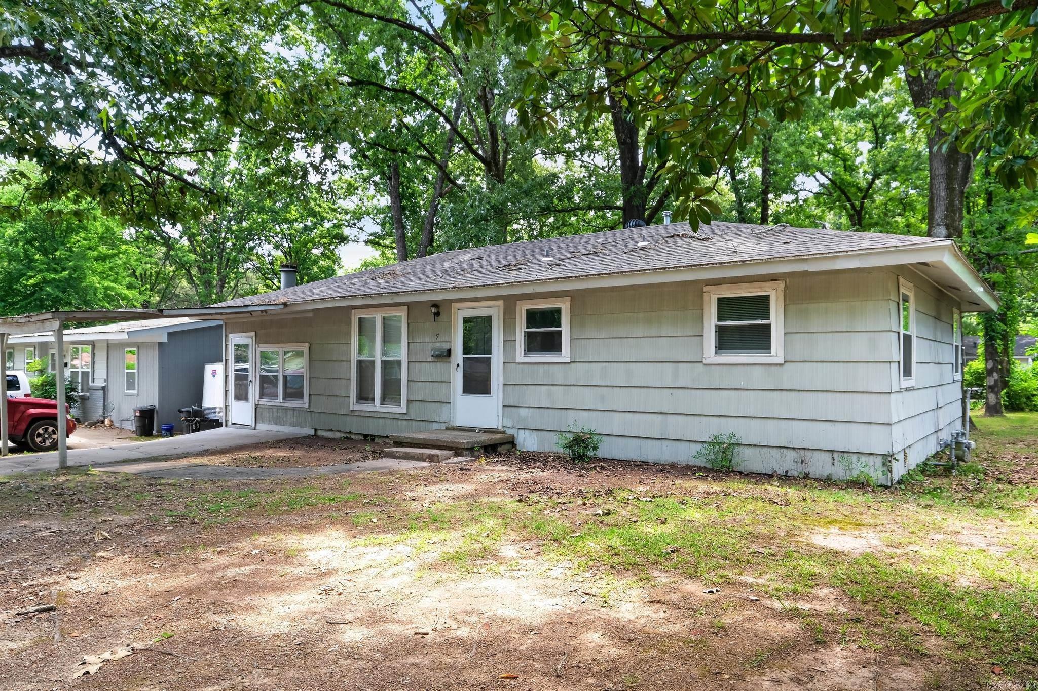 WAKEFIELD VILLAGE - Residential