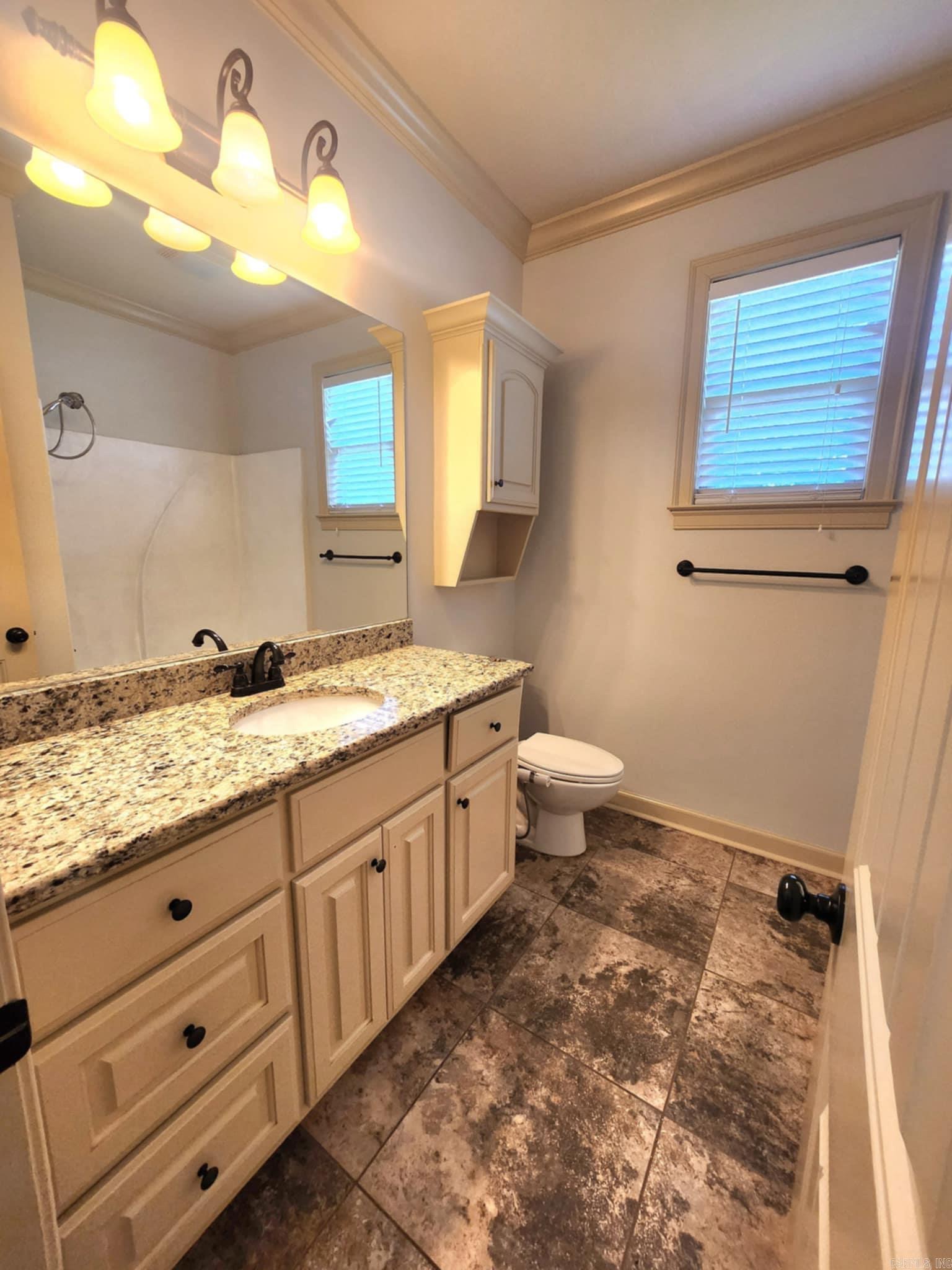 BENTLEY COURT - Residential