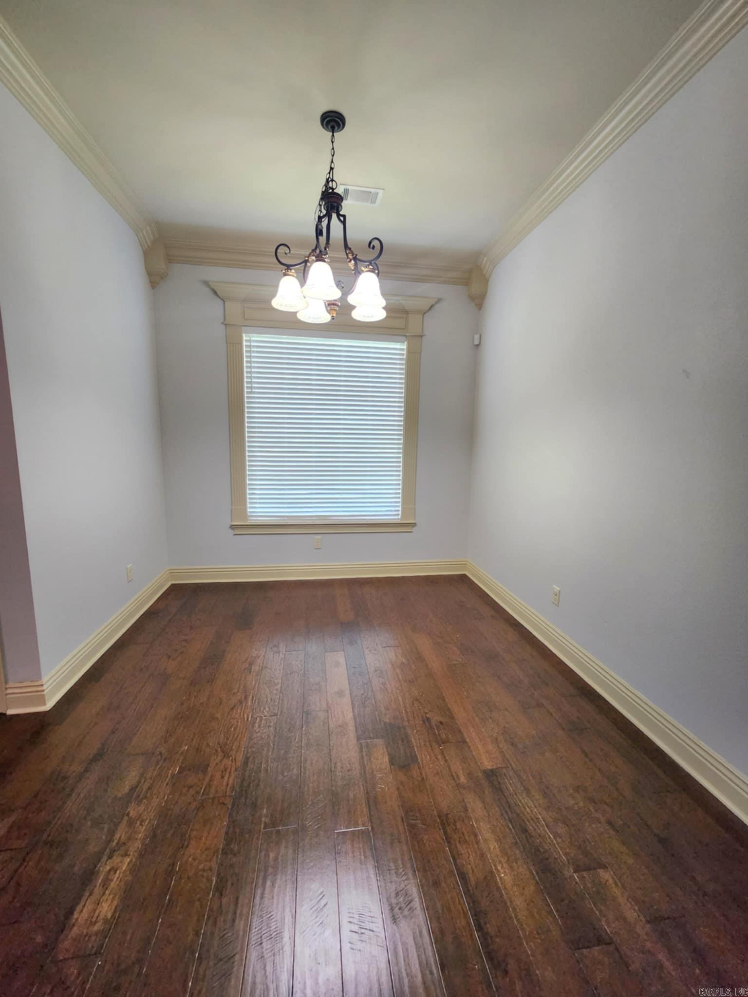 BENTLEY COURT - Residential