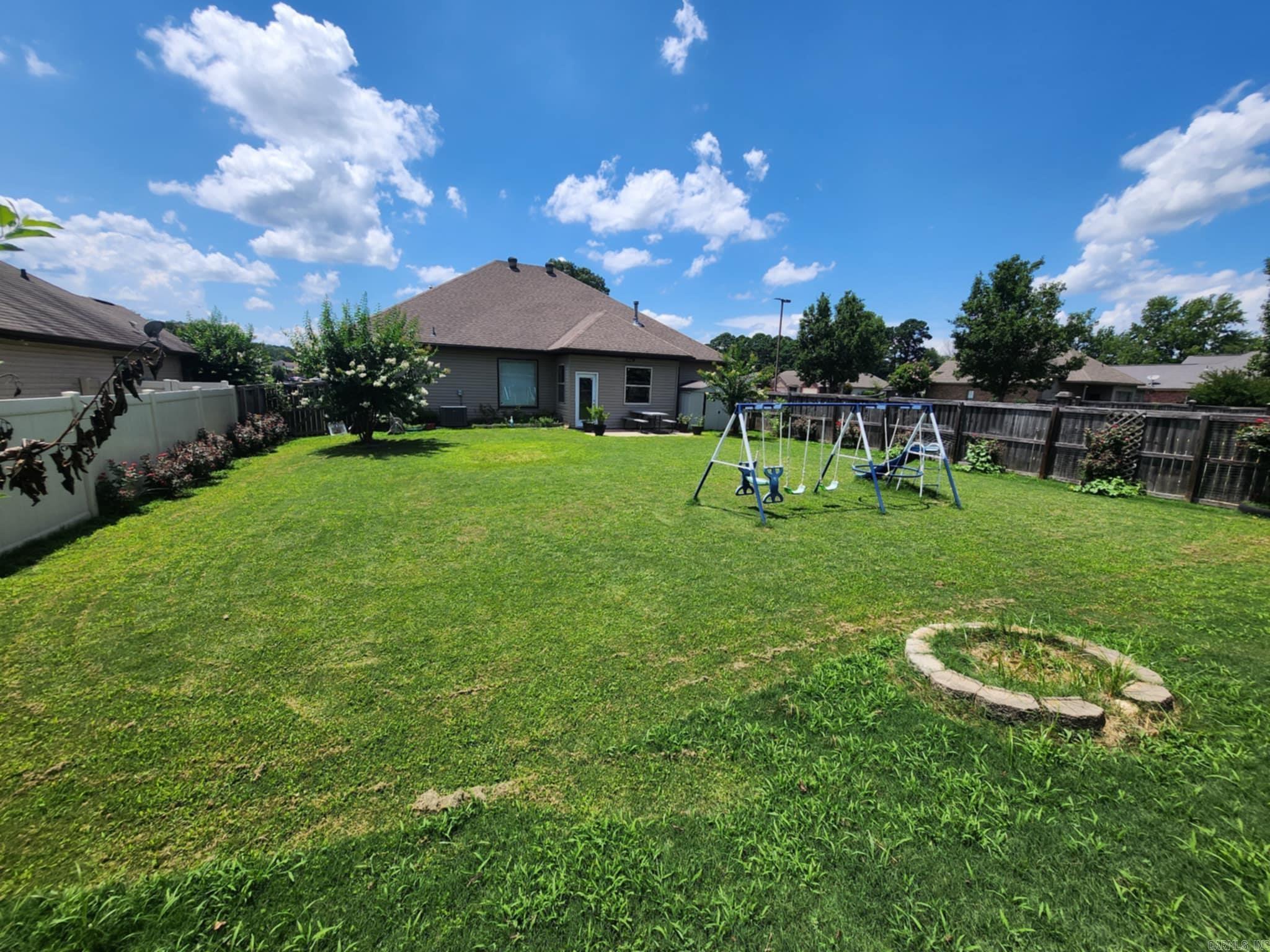 BENTLEY COURT - Residential