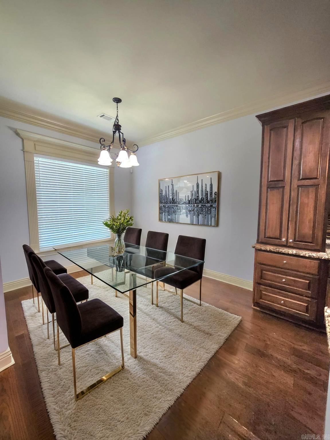 BENTLEY COURT - Residential