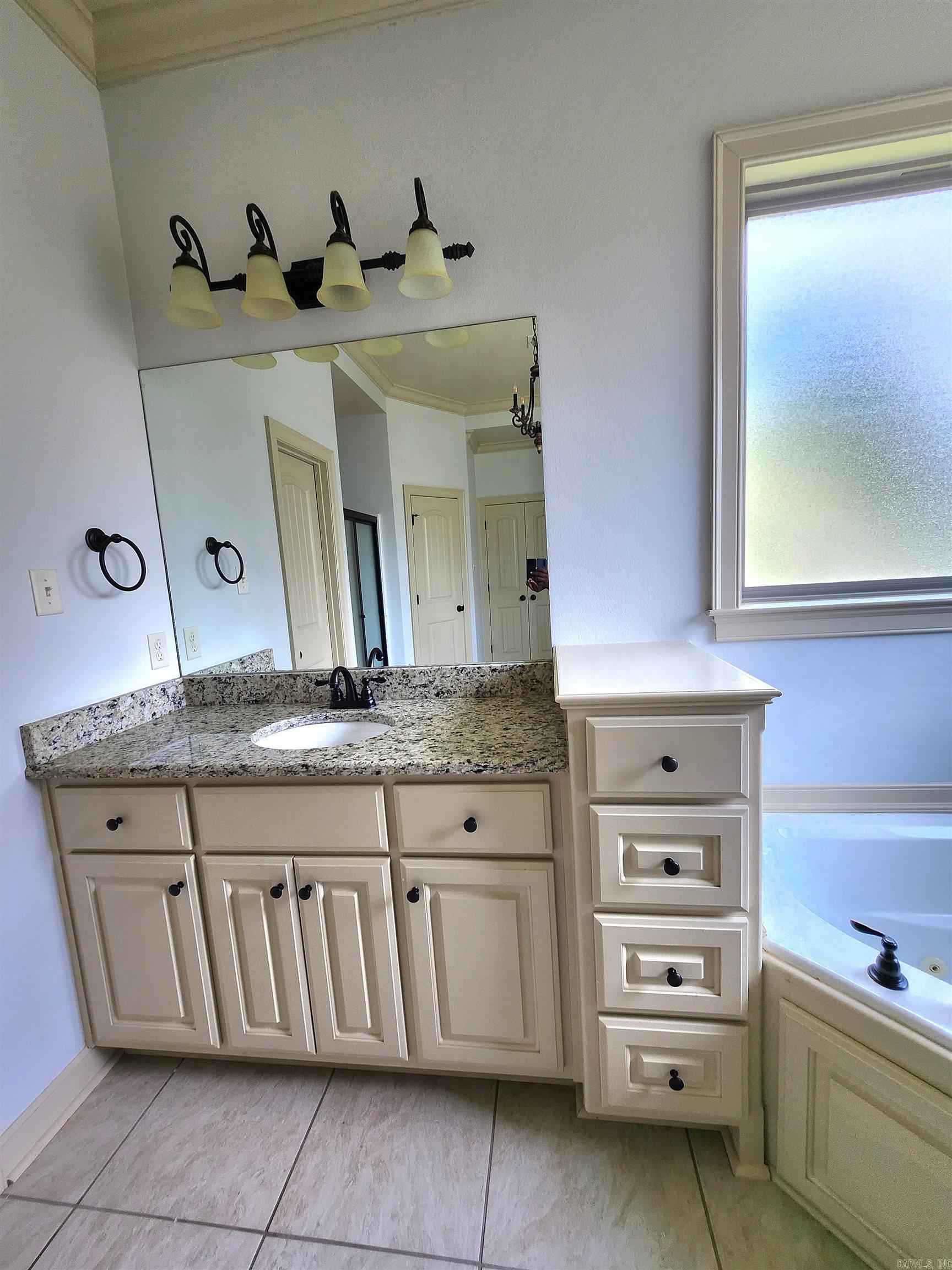 BENTLEY COURT - Residential