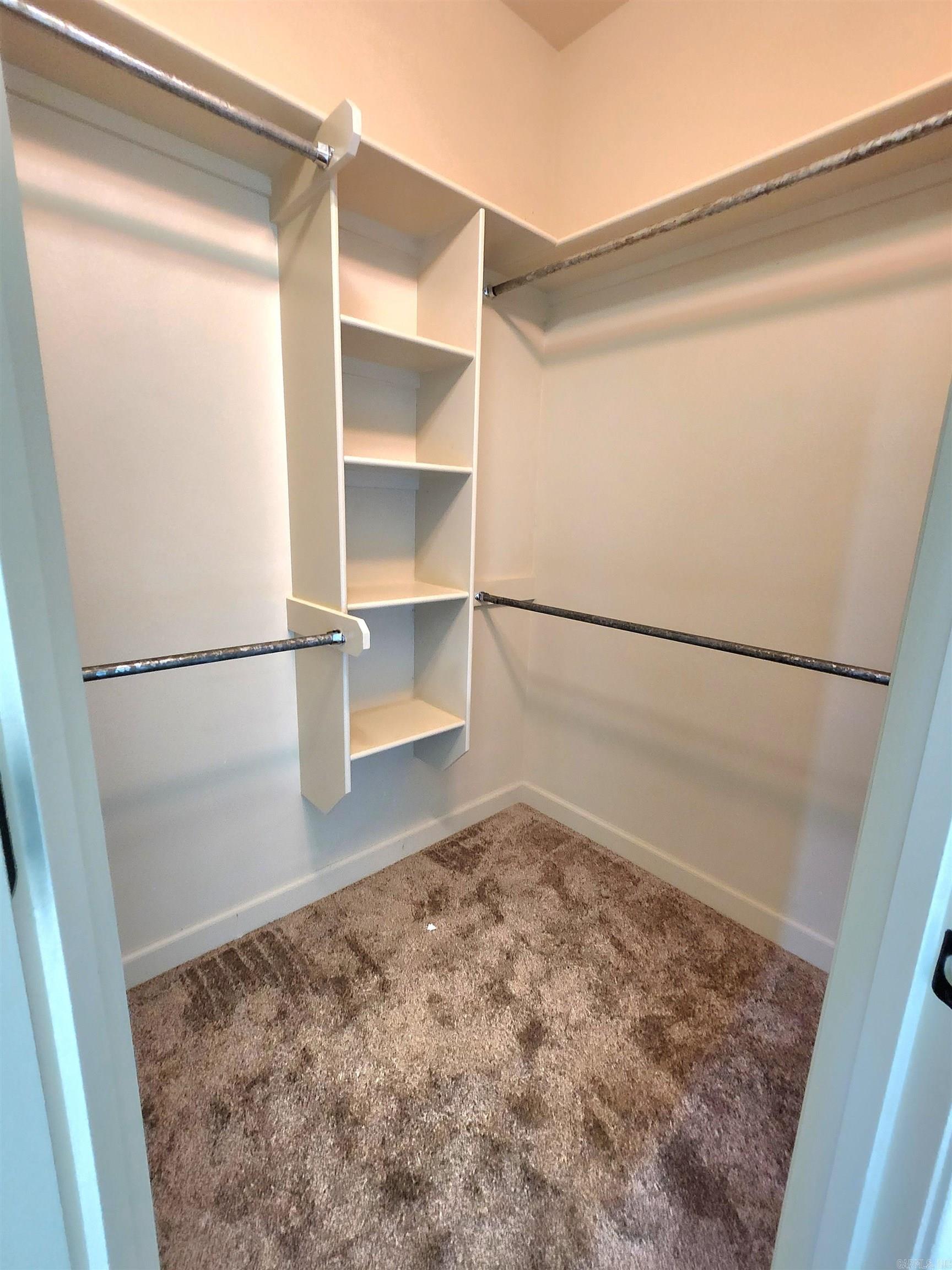 BENTLEY COURT - Residential