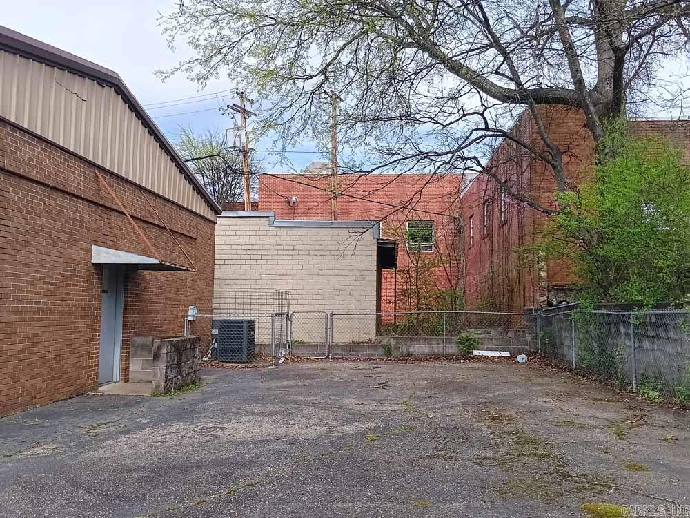 Lund and Hill Original - Commercial Sale