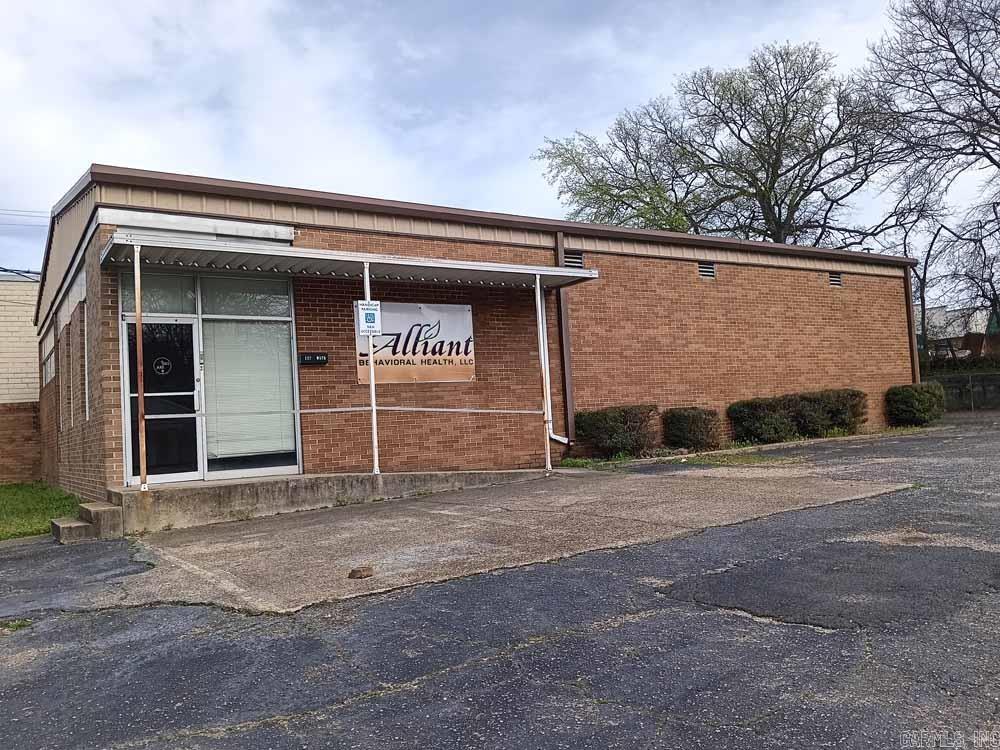 Lund and Hill Original - Commercial Sale