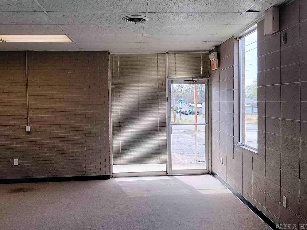 Lund and Hill Original - Commercial Sale