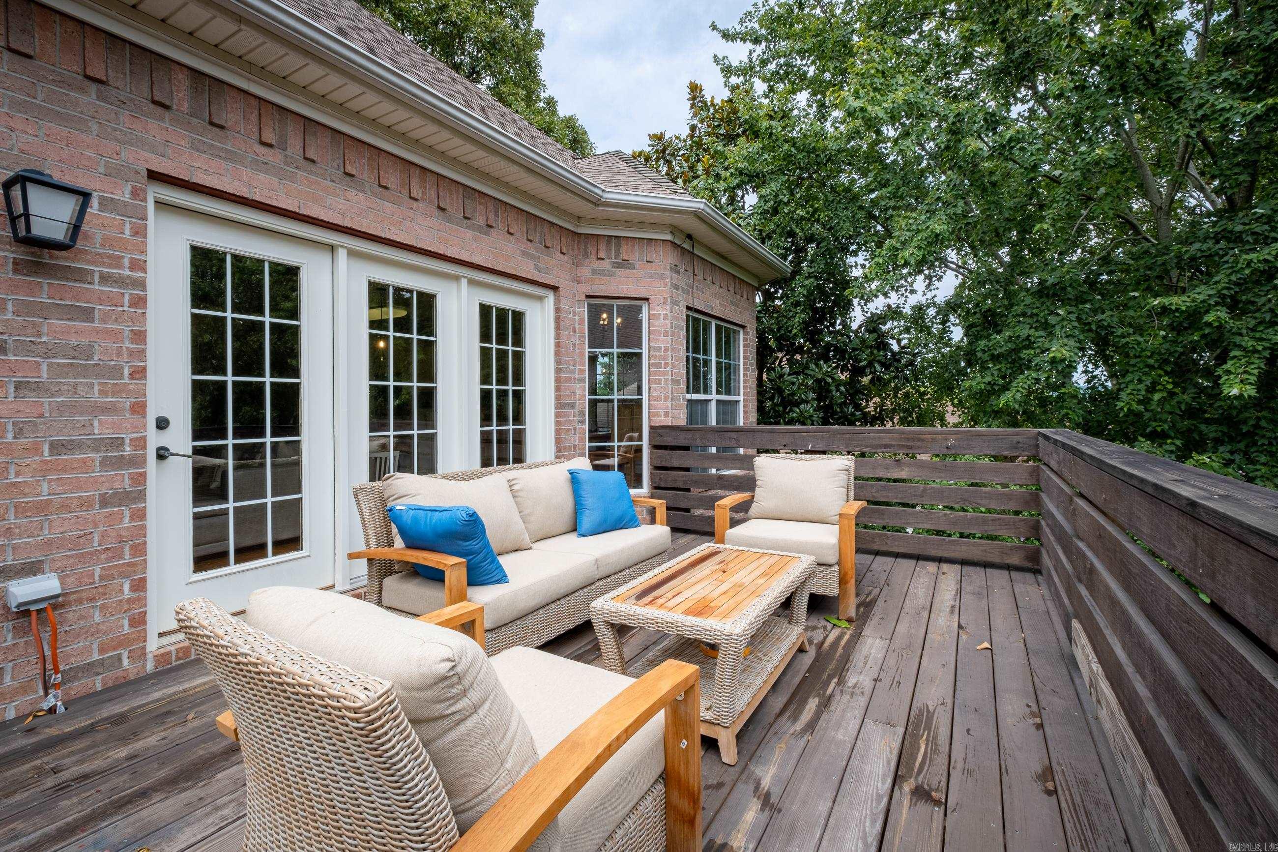 PEBBLE BEACH WOODS ADDN - Residential