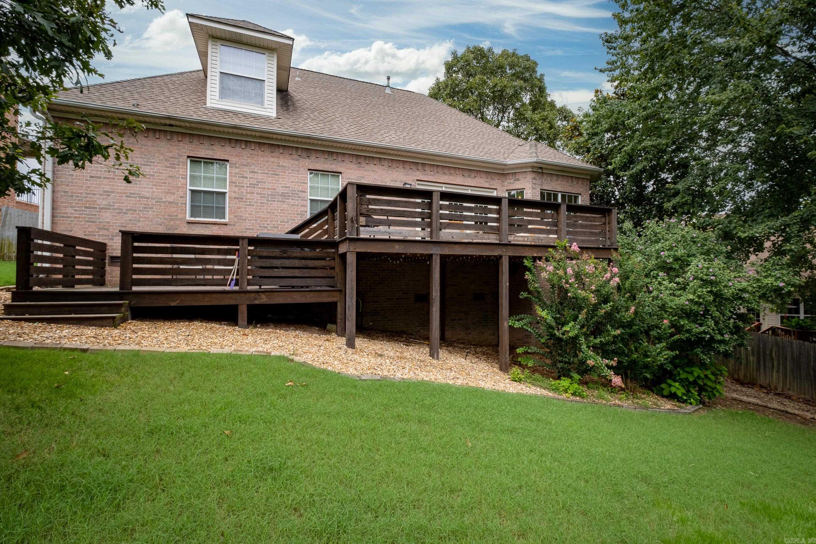 PEBBLE BEACH WOODS ADDN - Residential