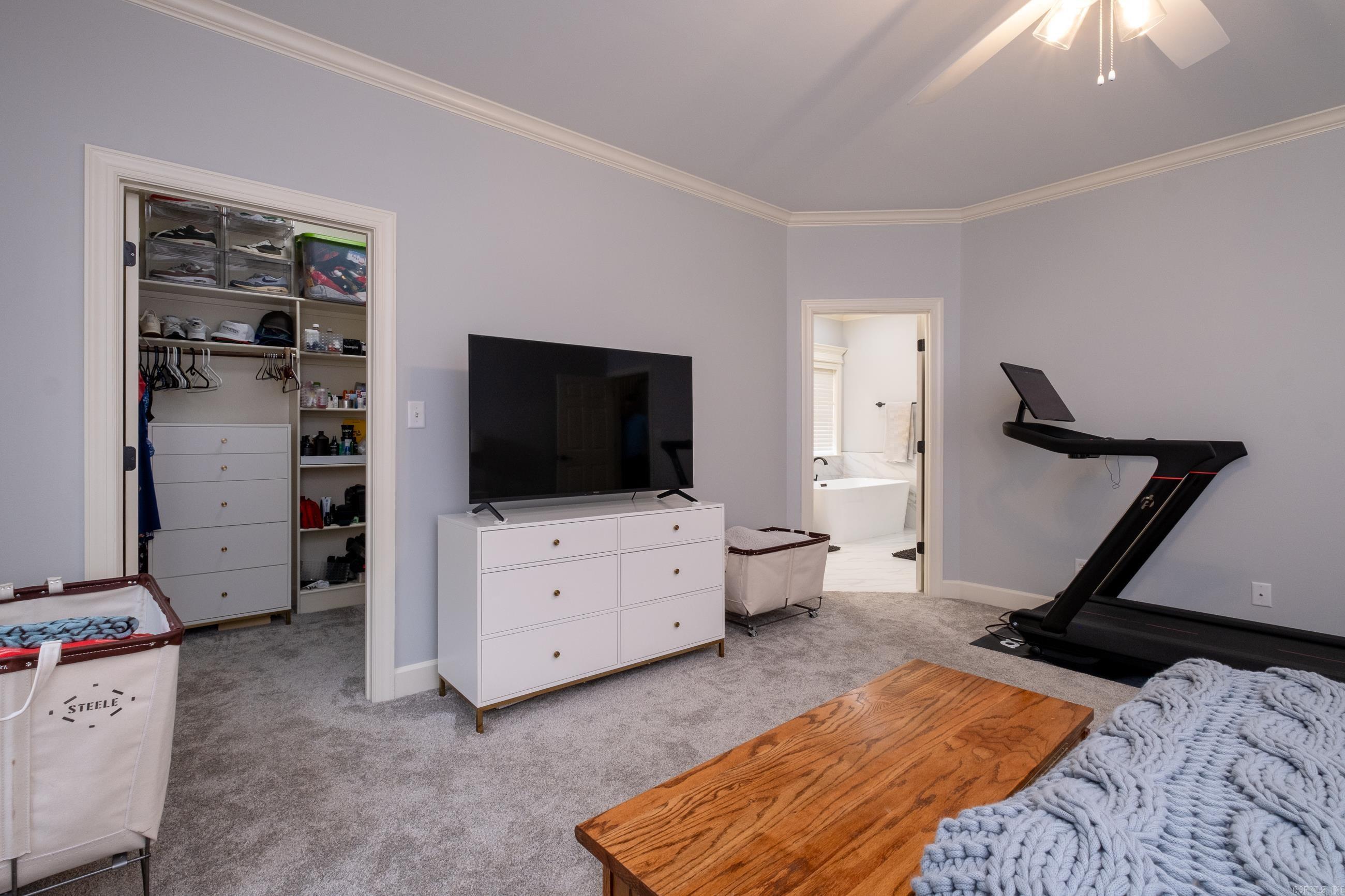 PEBBLE BEACH WOODS ADDN - Residential