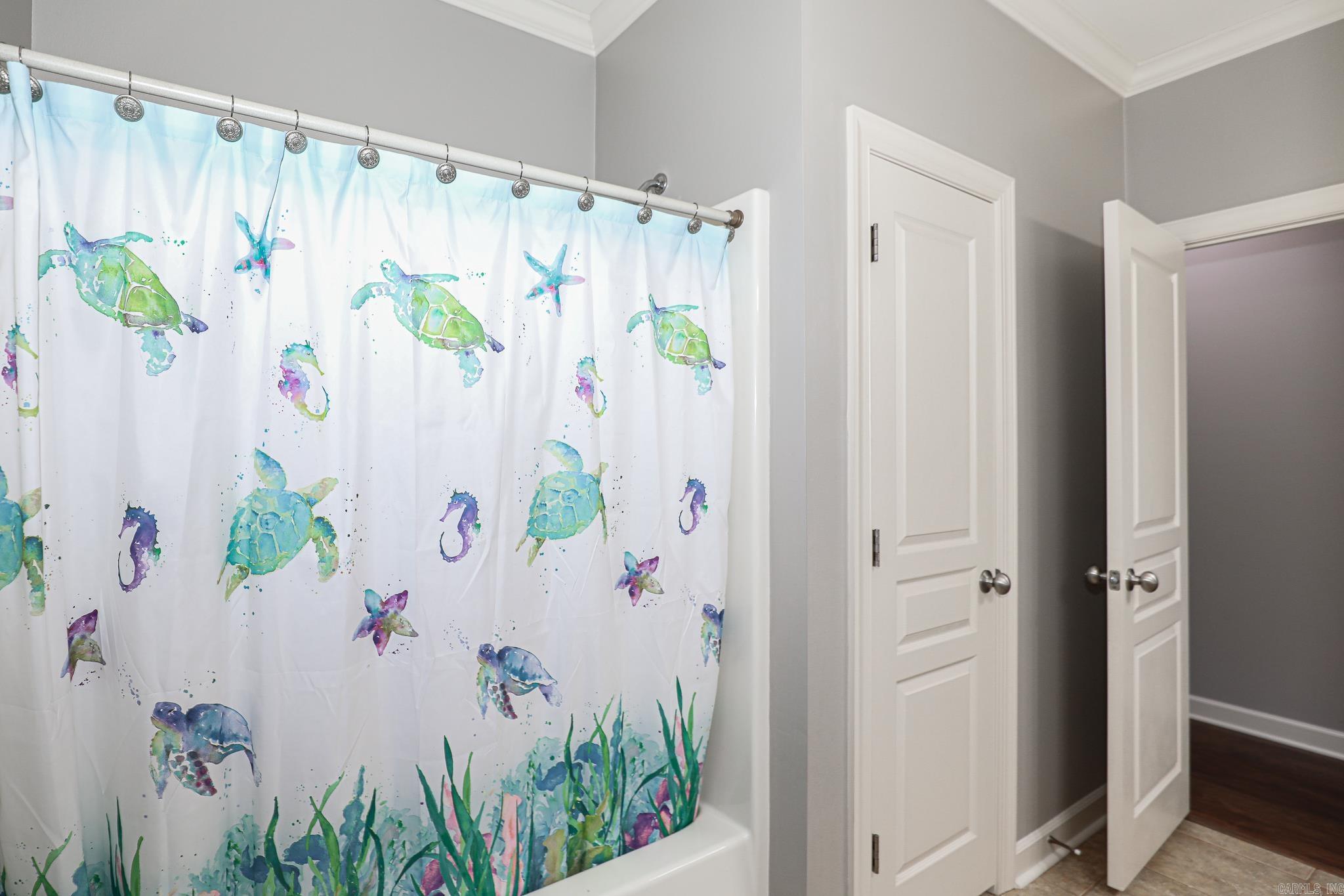 HURRICANE LAKE EST - Residential