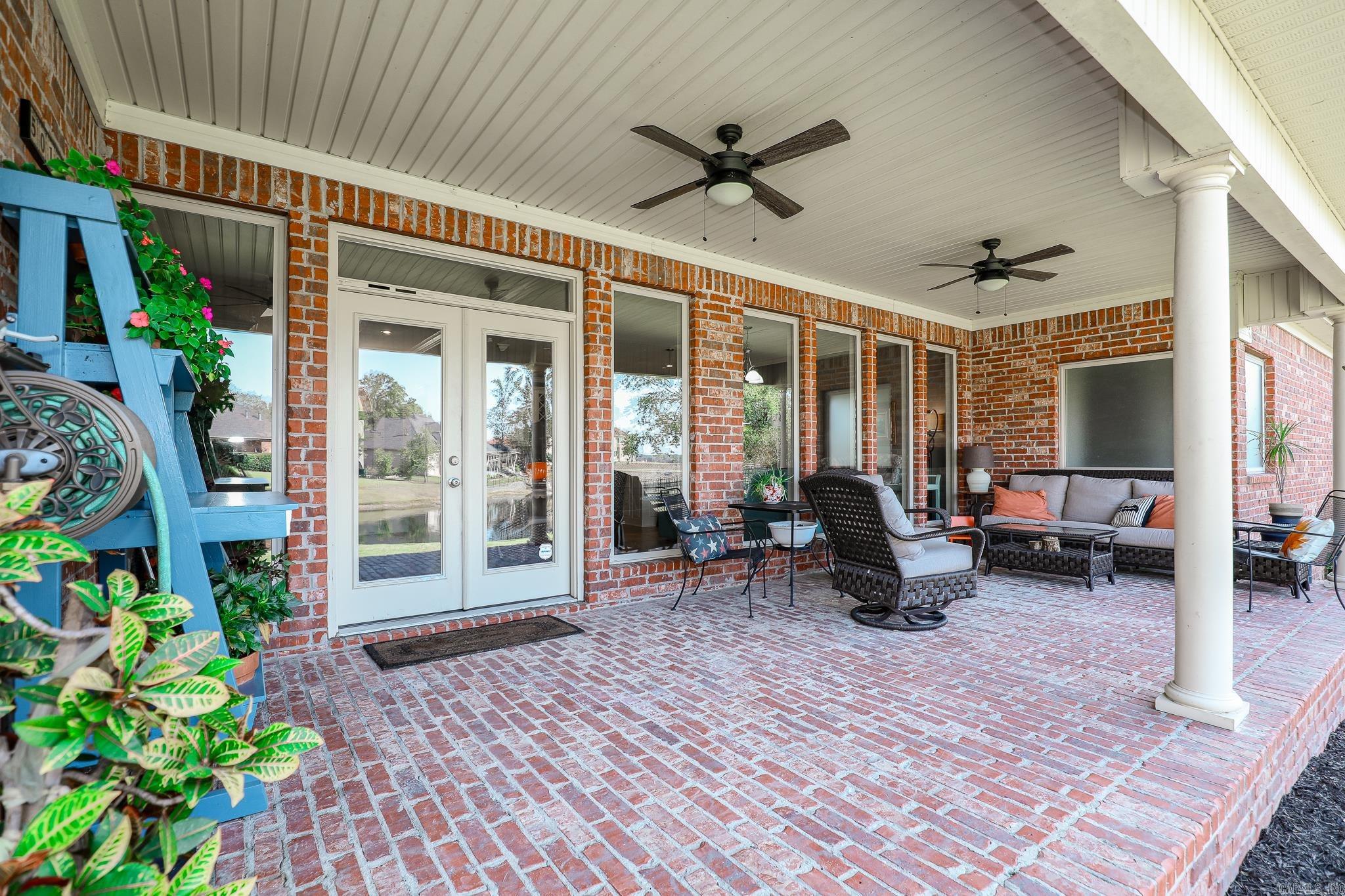 HURRICANE LAKE EST - Residential