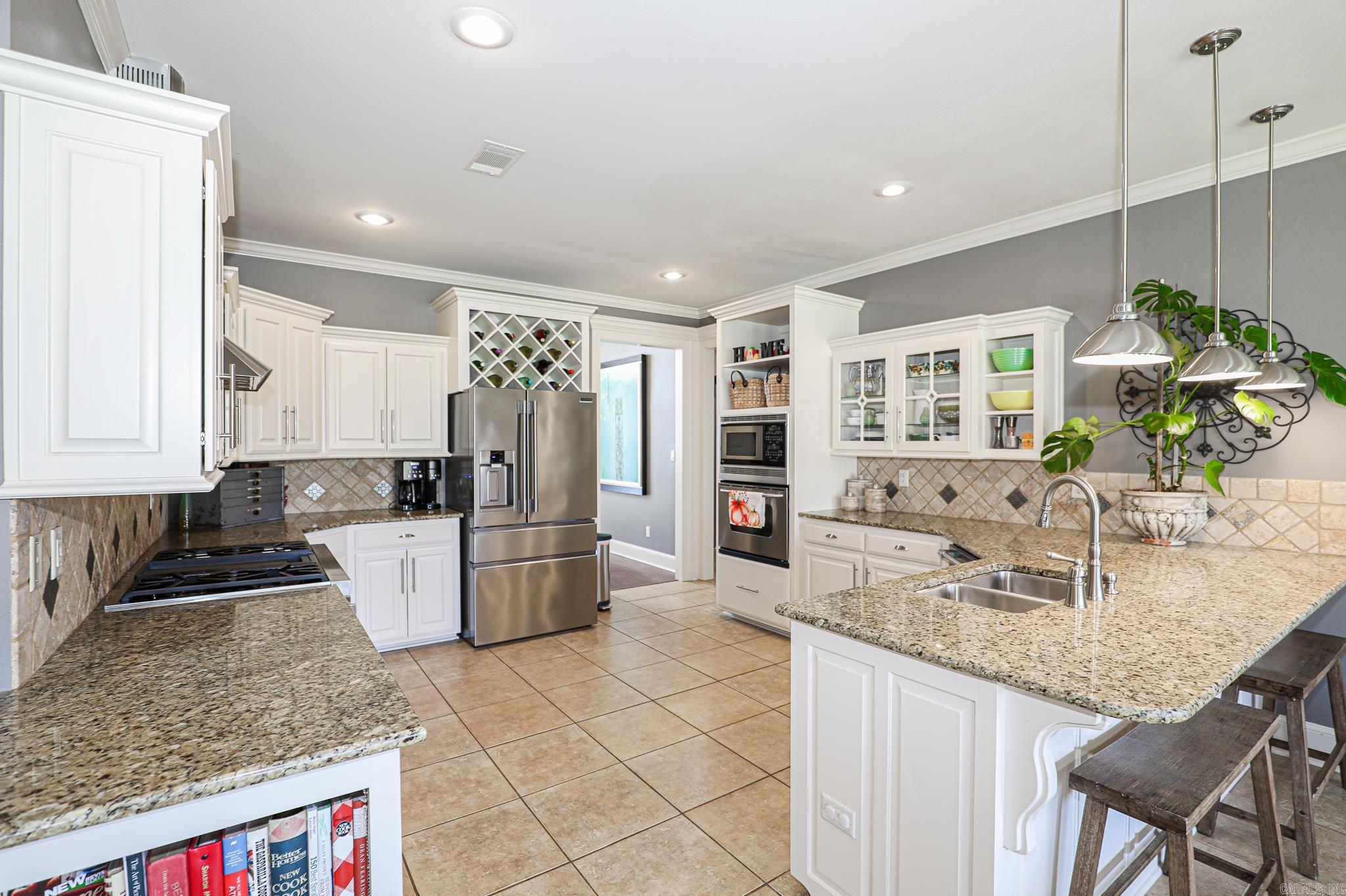 HURRICANE LAKE EST - Residential