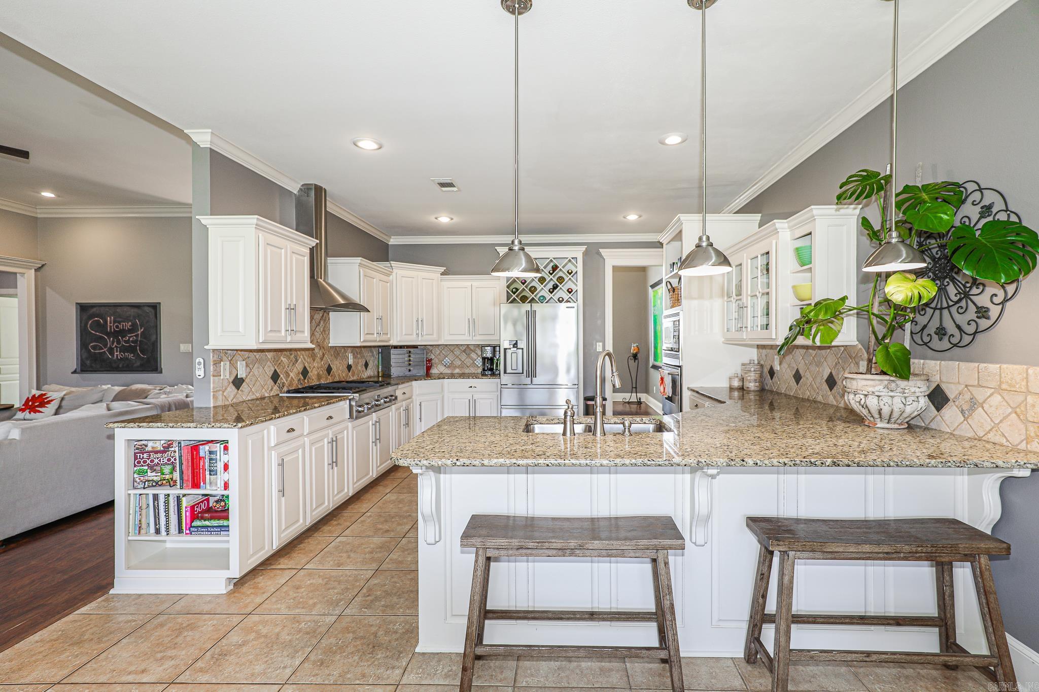 HURRICANE LAKE EST - Residential