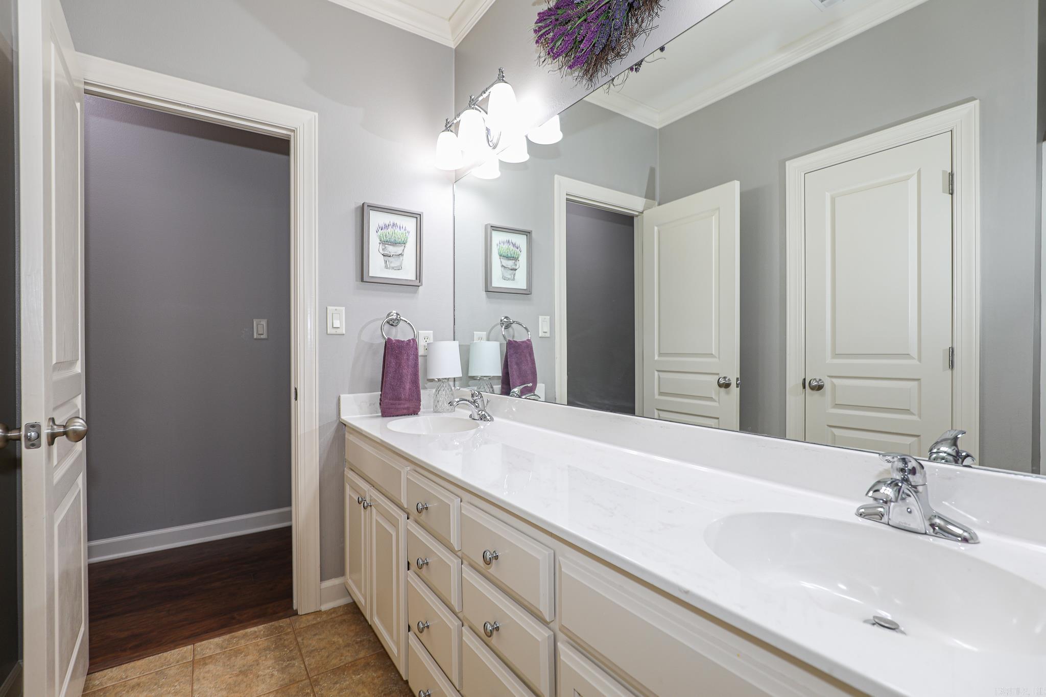 HURRICANE LAKE EST - Residential