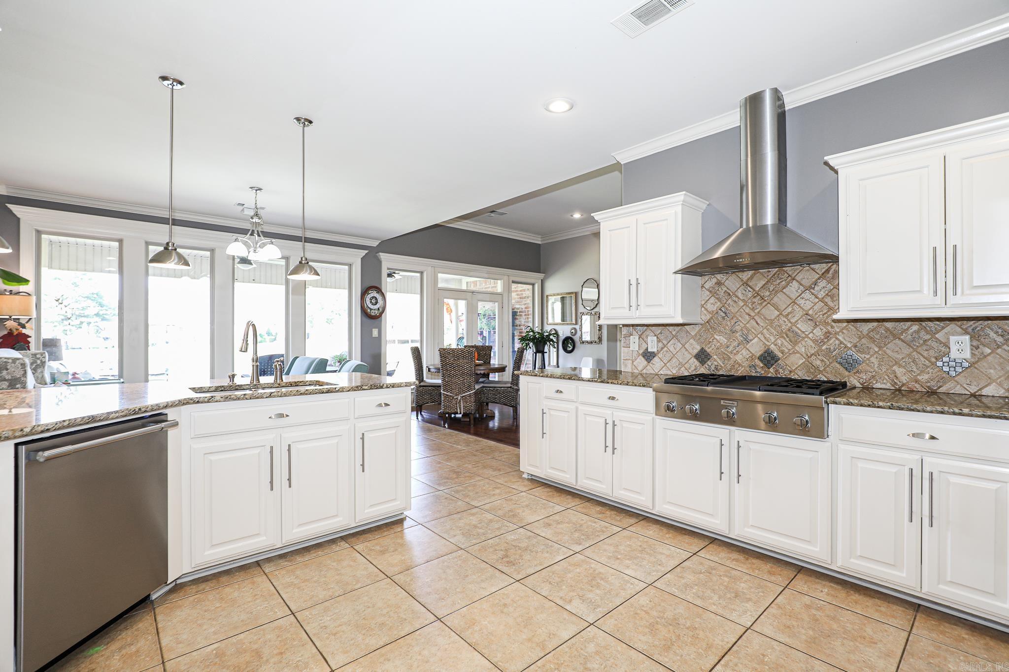 HURRICANE LAKE EST - Residential