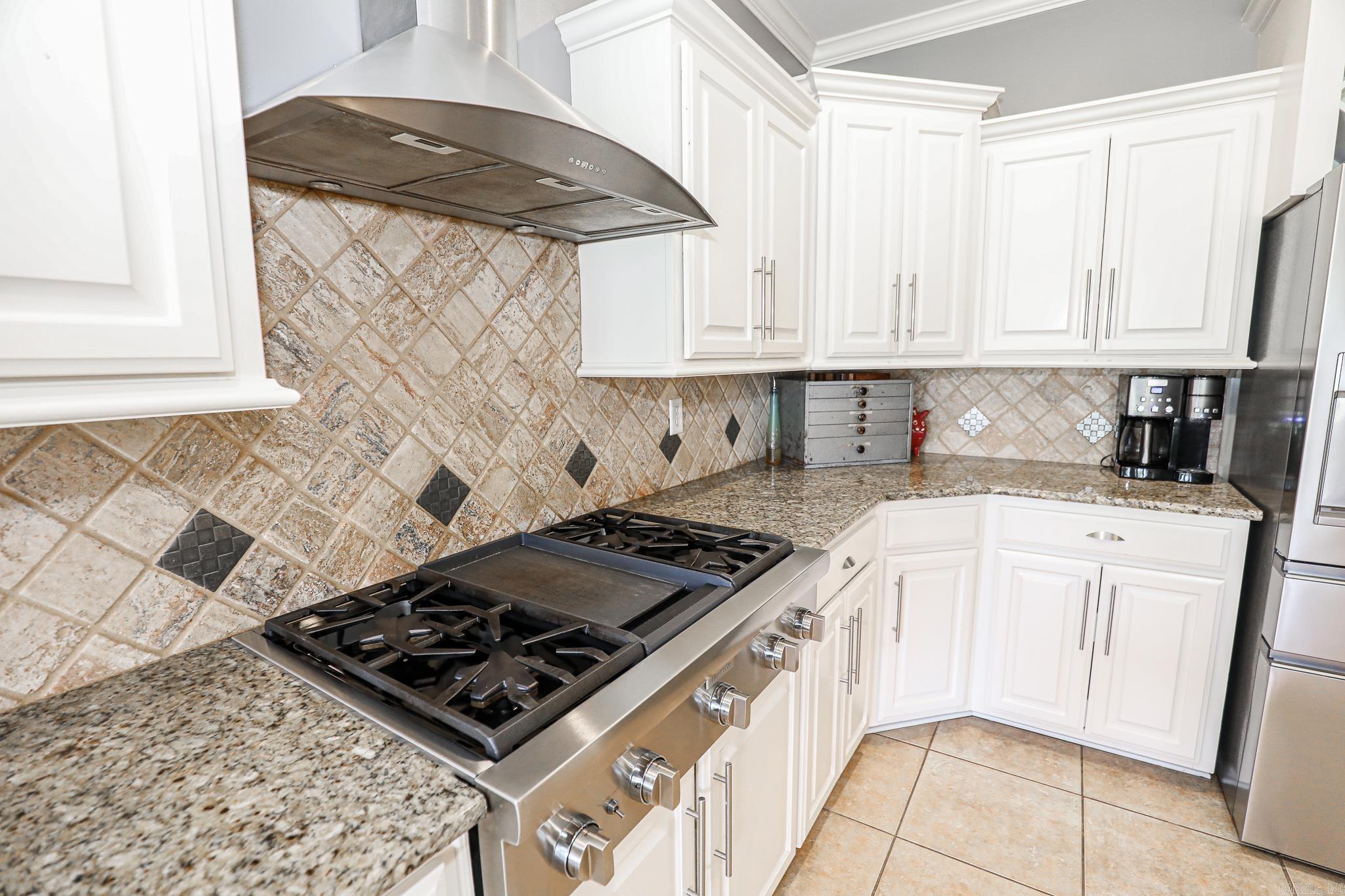 HURRICANE LAKE EST - Residential