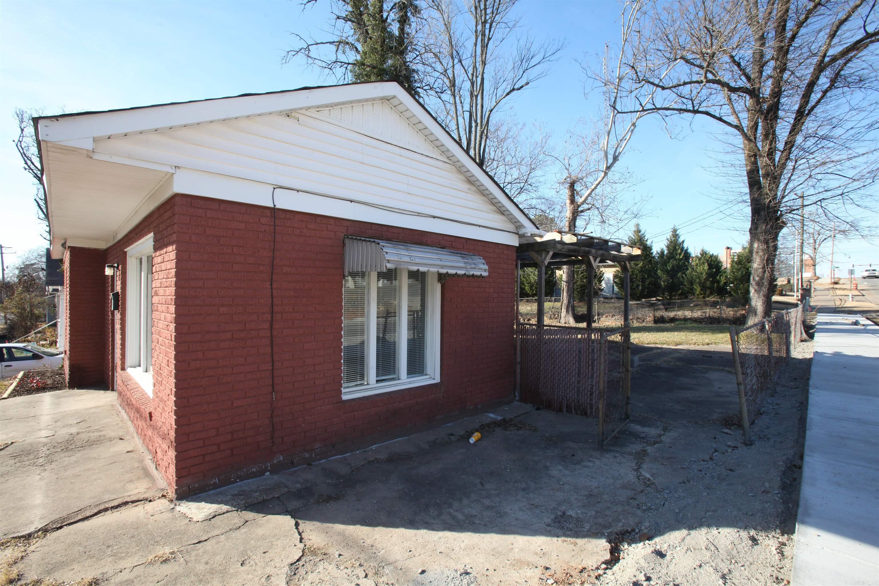 Forest Hill - Residential Lease