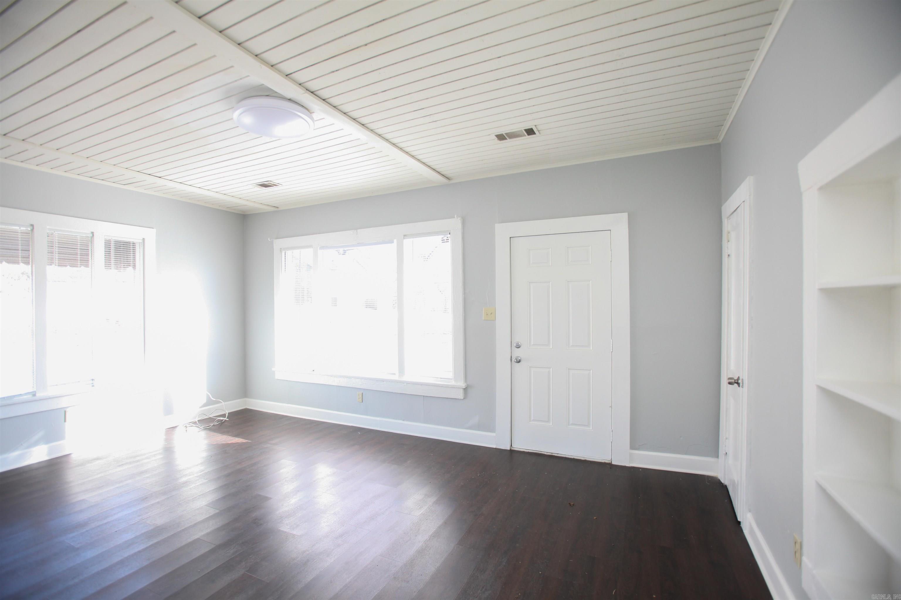 Forest Hill - Residential Lease