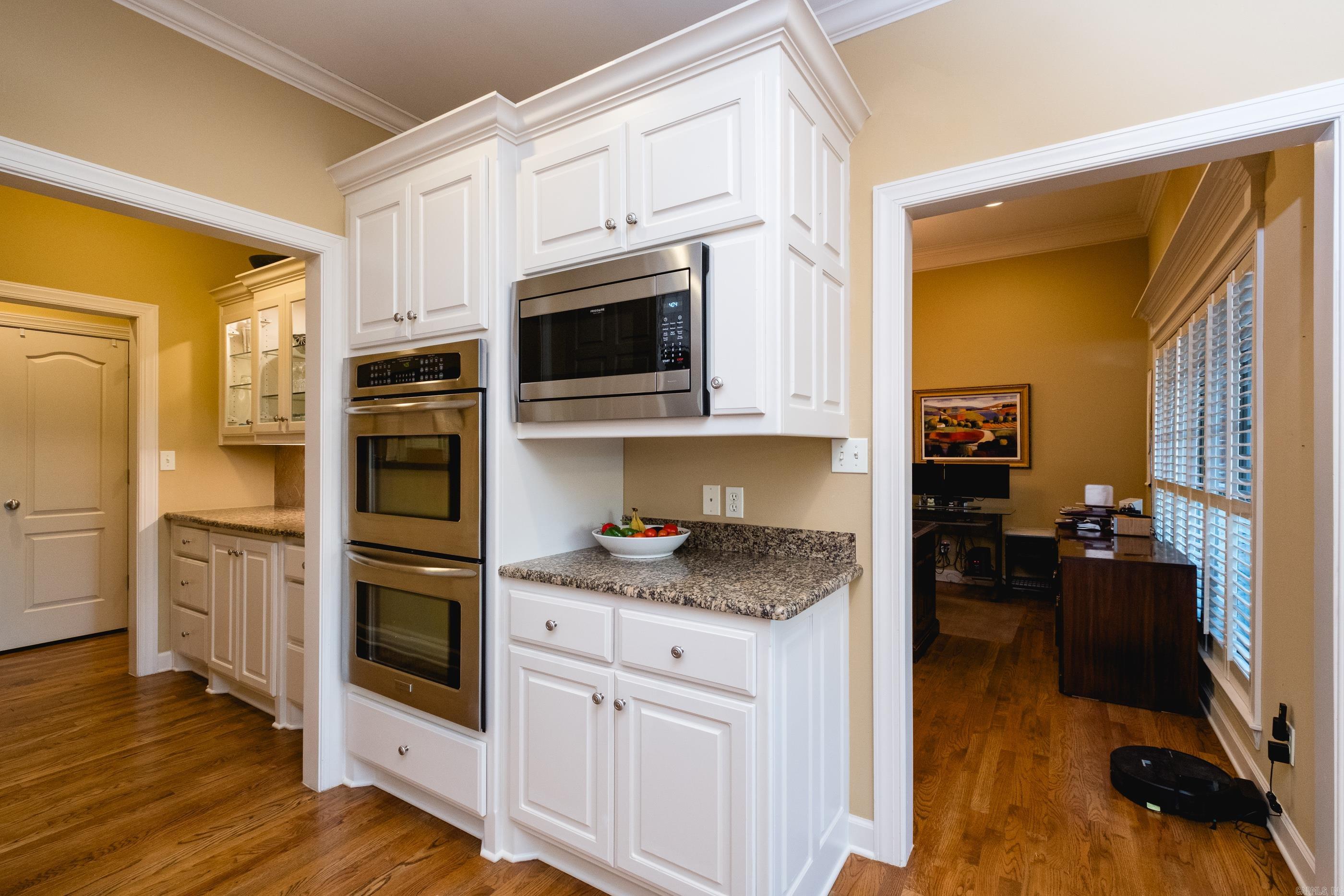 CHENAL VALLEY EPERNAY PLACE - Residential