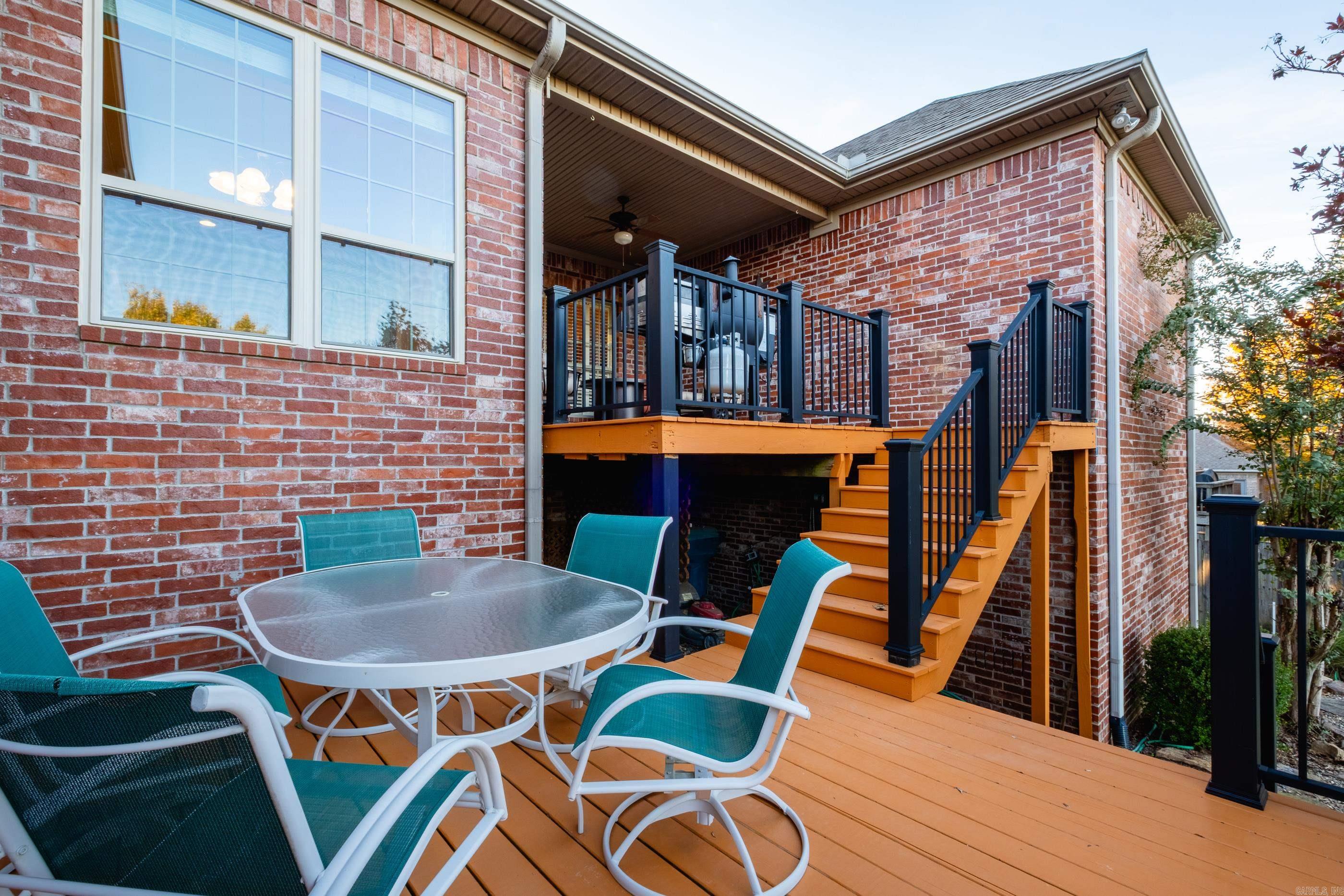 CHENAL VALLEY EPERNAY PLACE - Residential