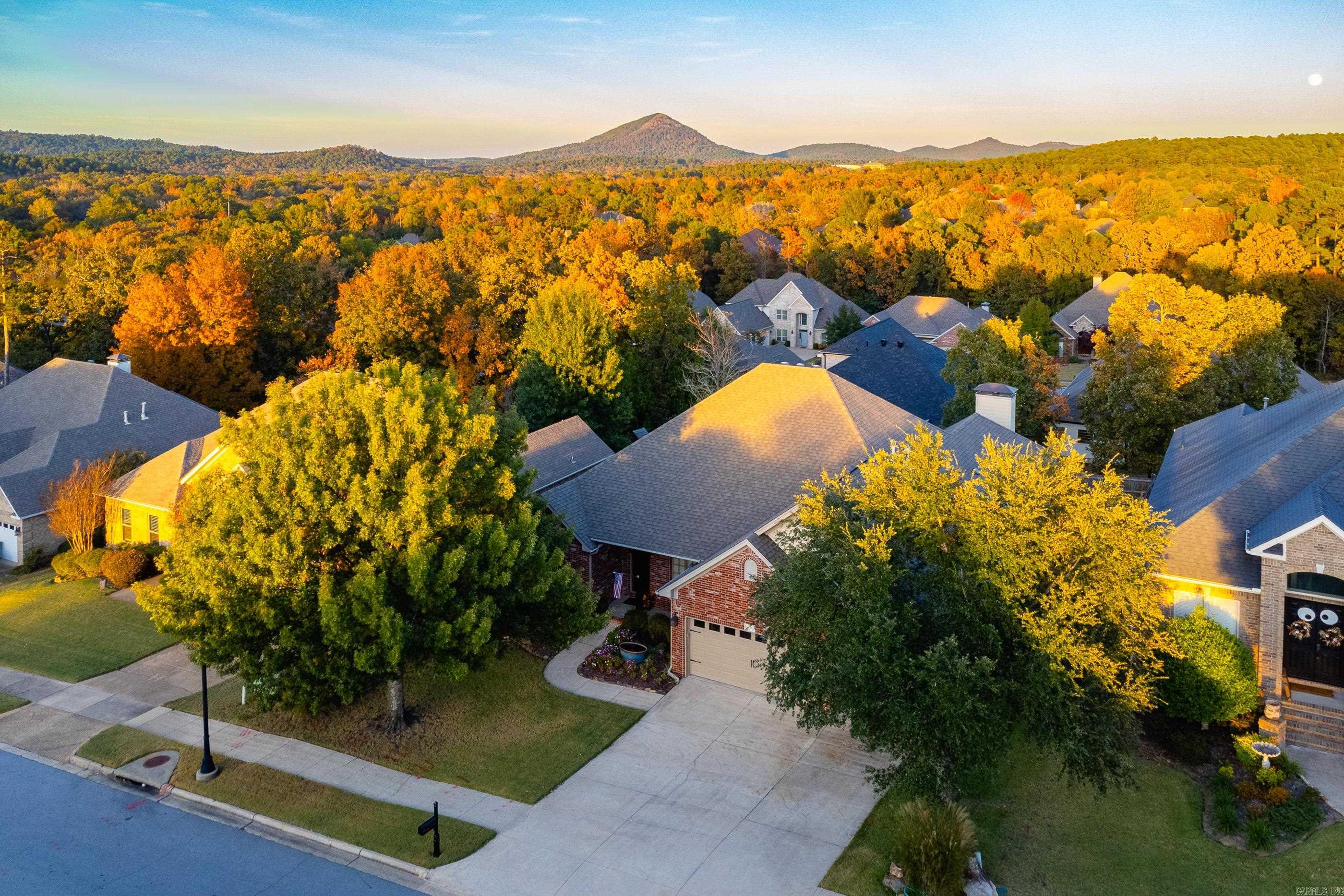 CHENAL VALLEY EPERNAY PLACE - Residential