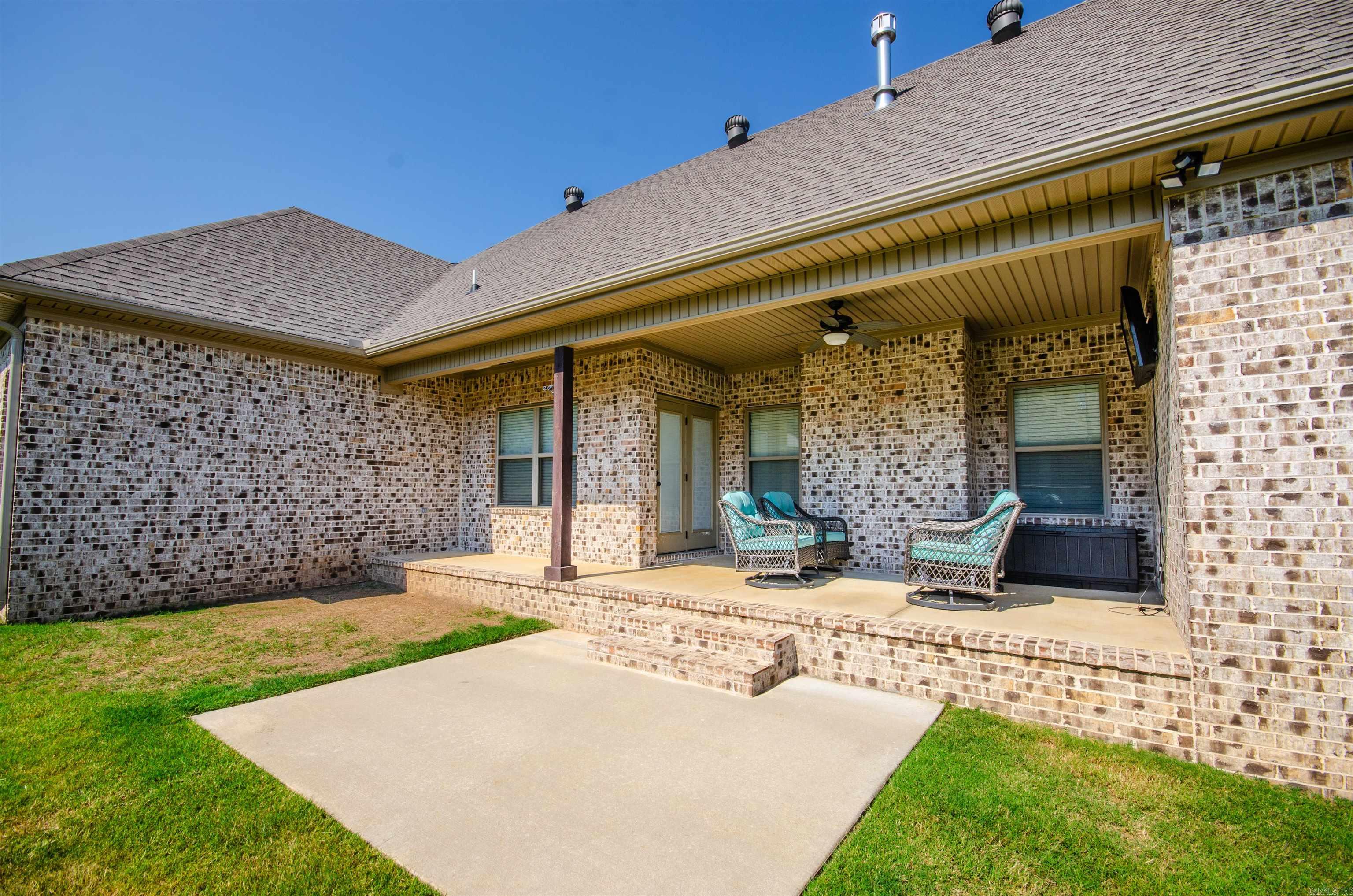 Salem Woods - Residential