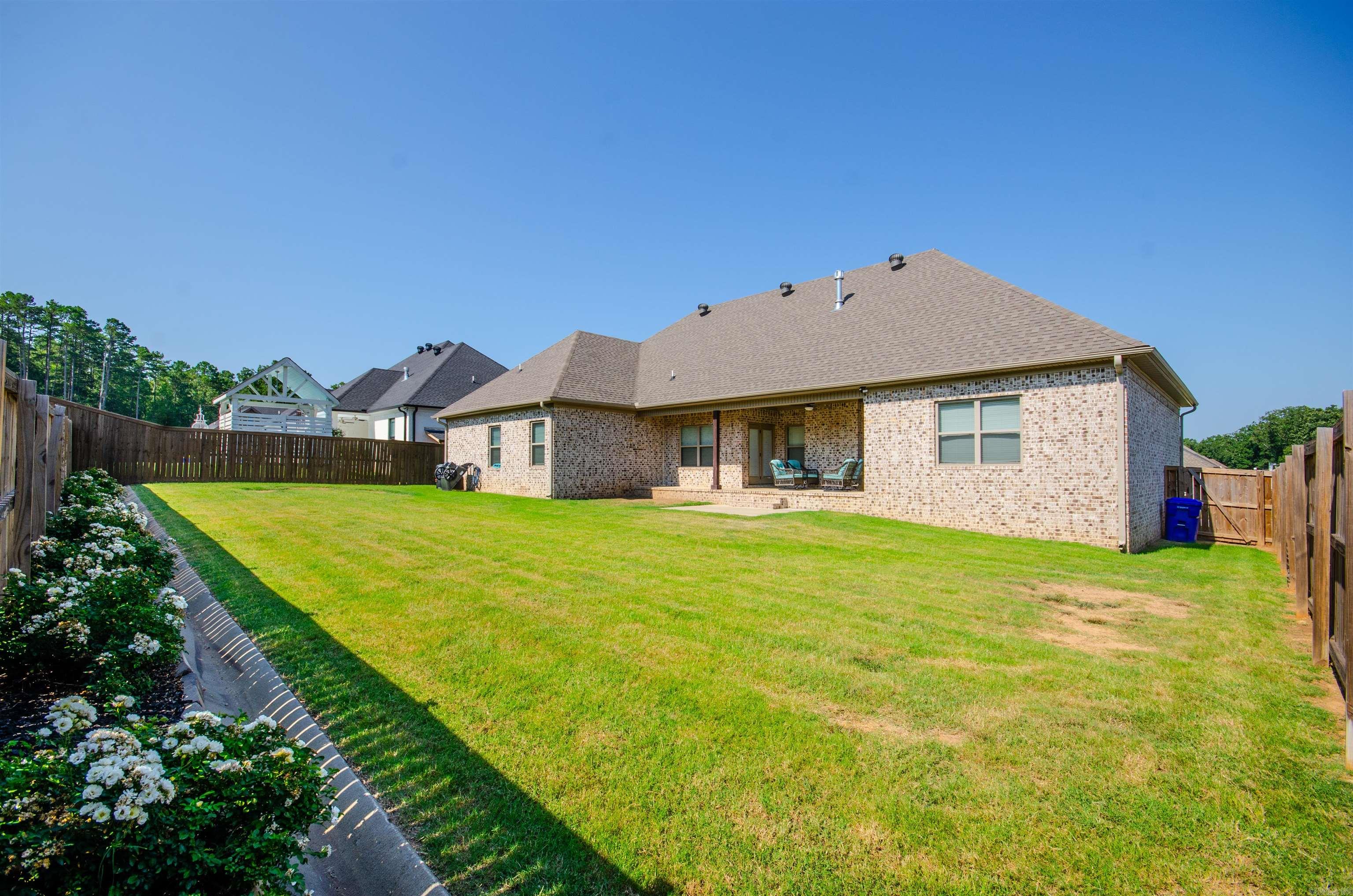 Salem Woods - Residential