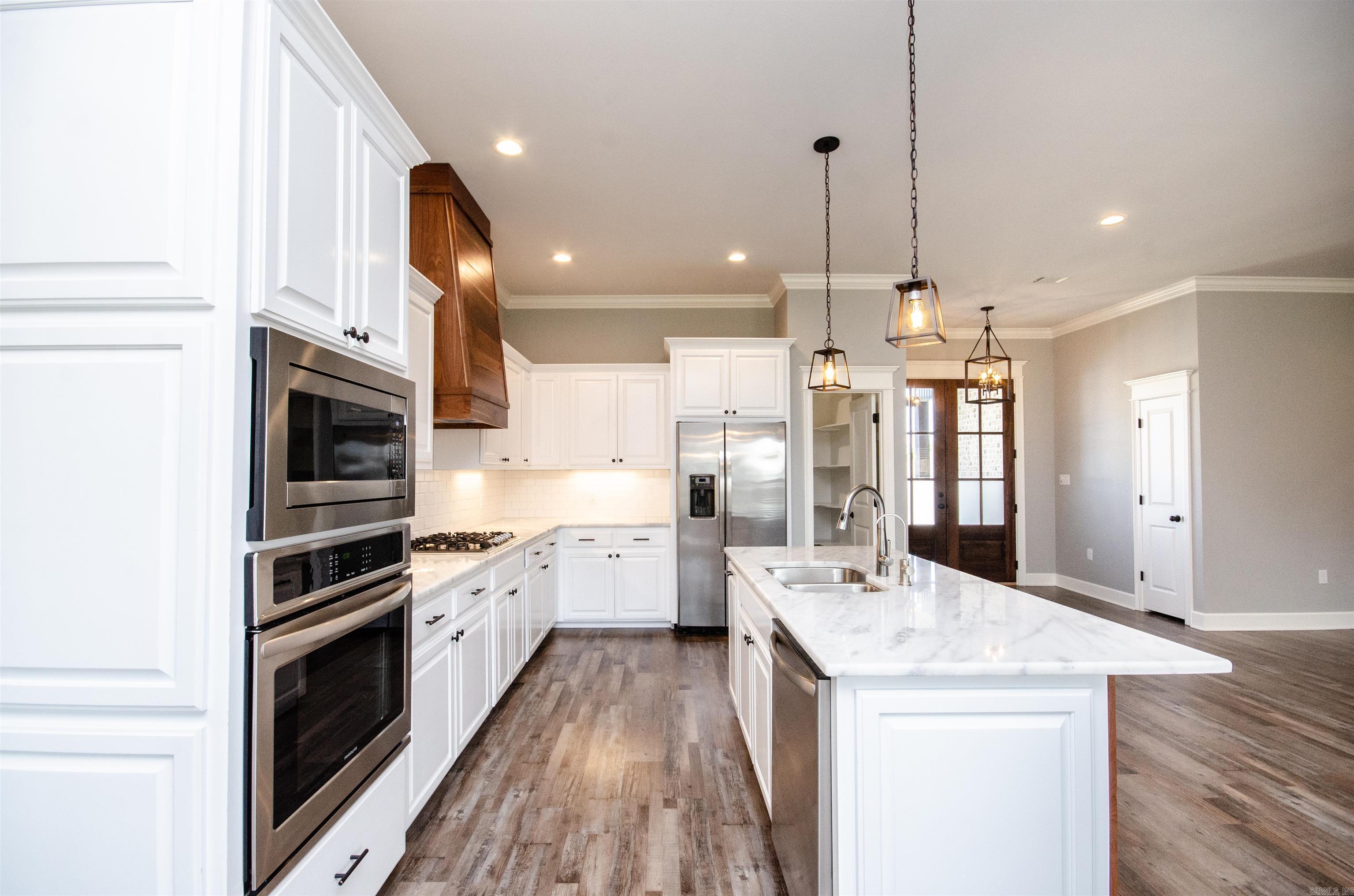 Salem Woods - Residential