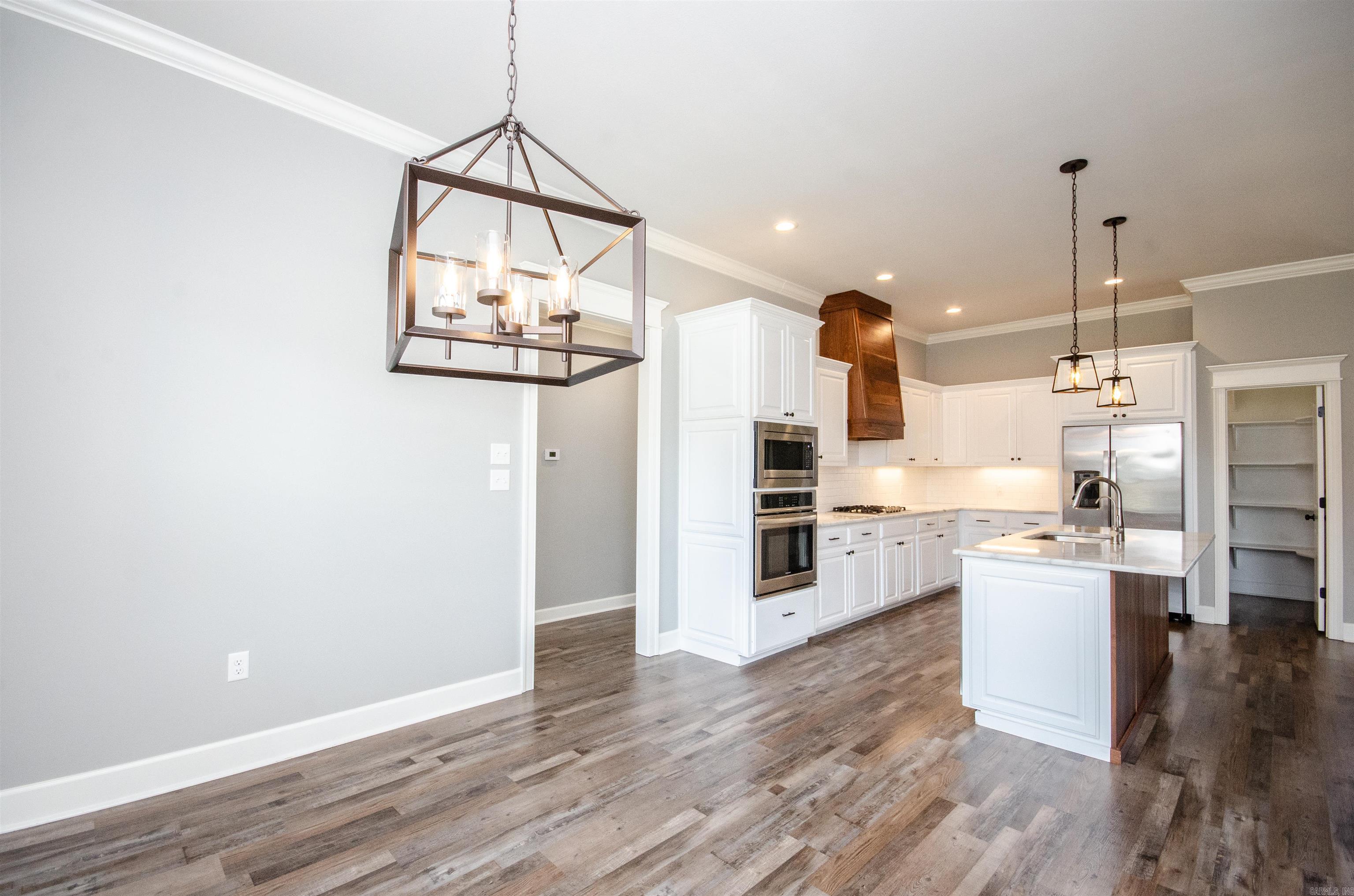 Salem Woods - Residential