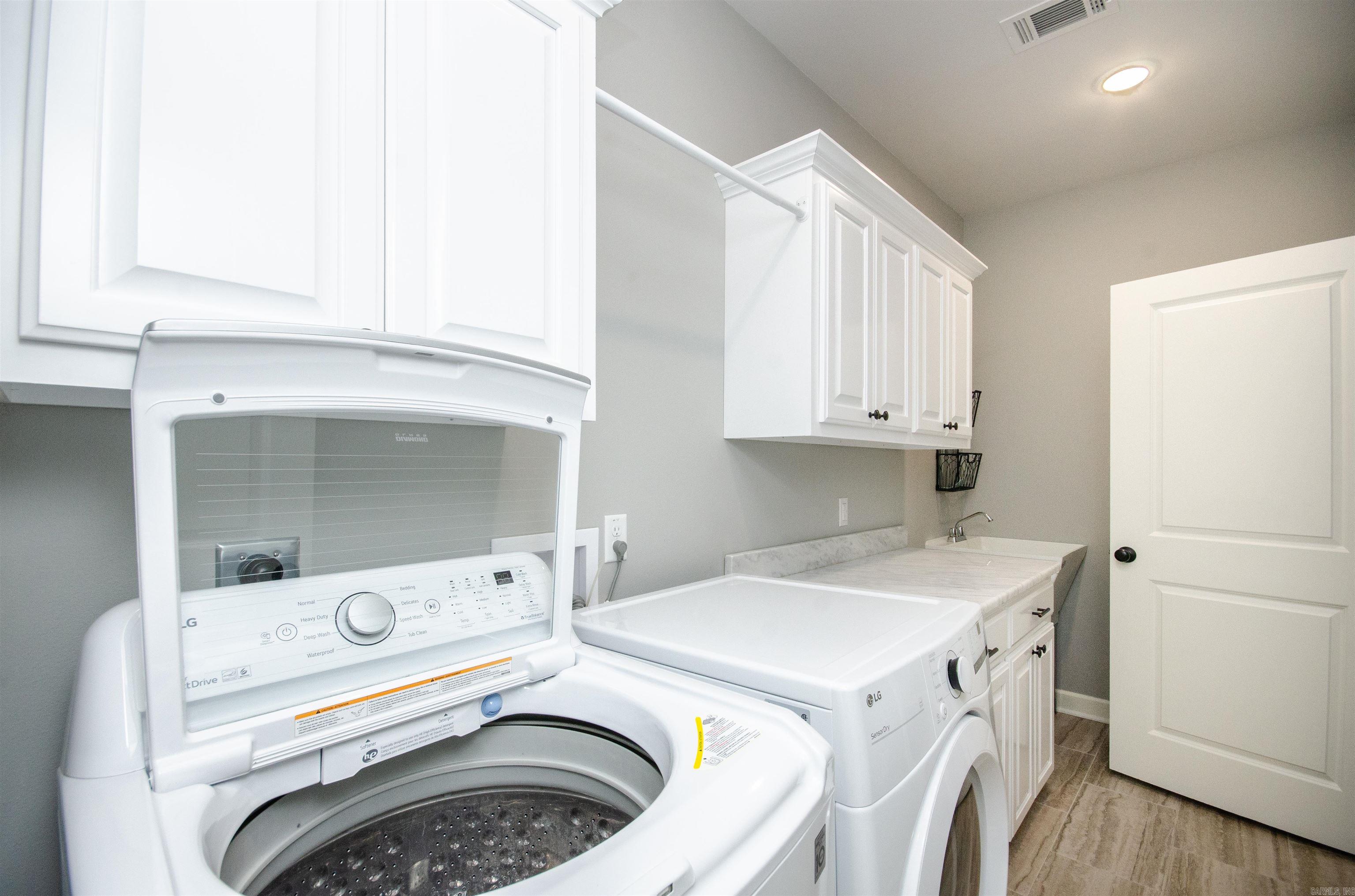 Salem Woods - Residential