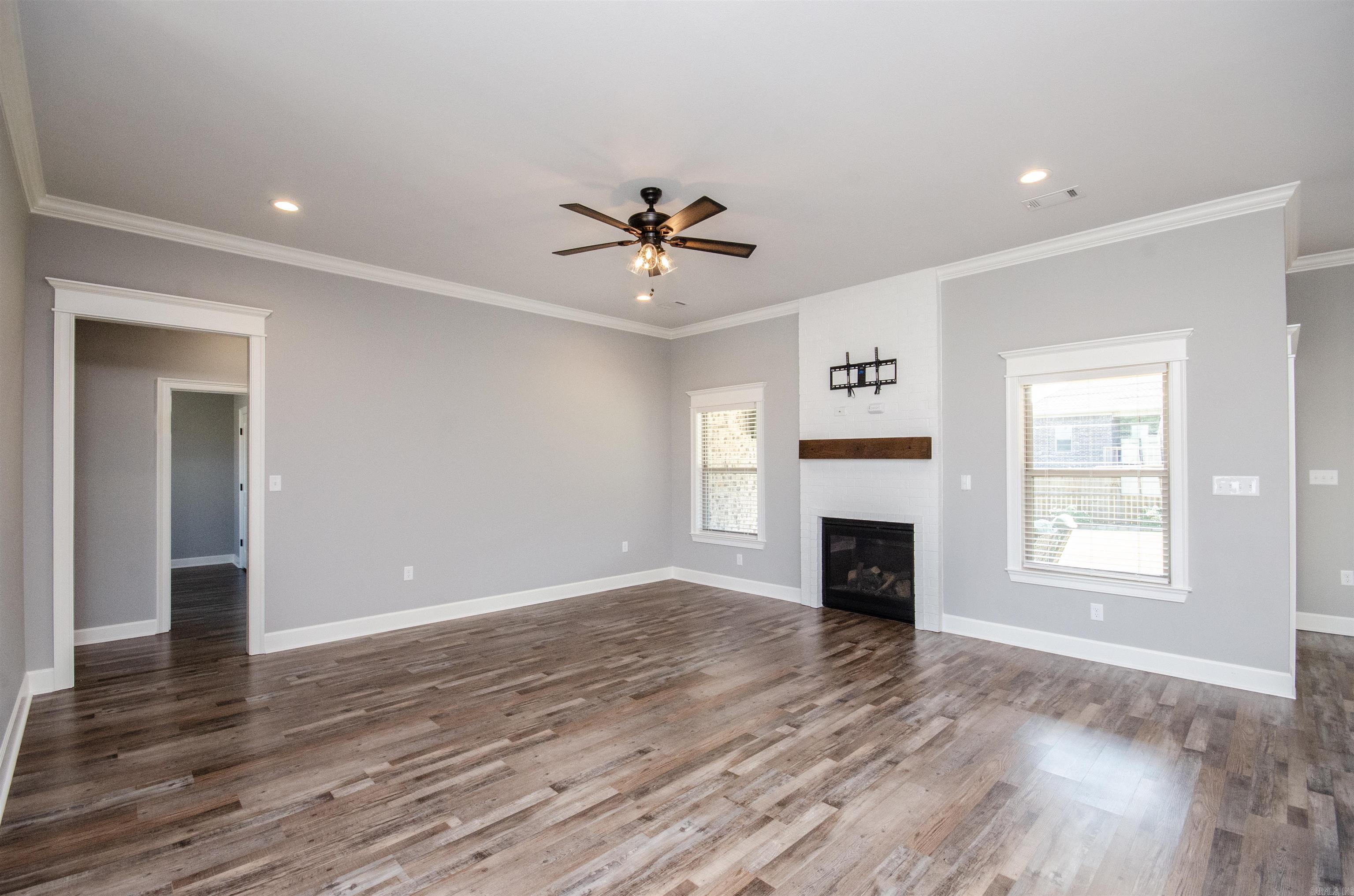 Salem Woods - Residential