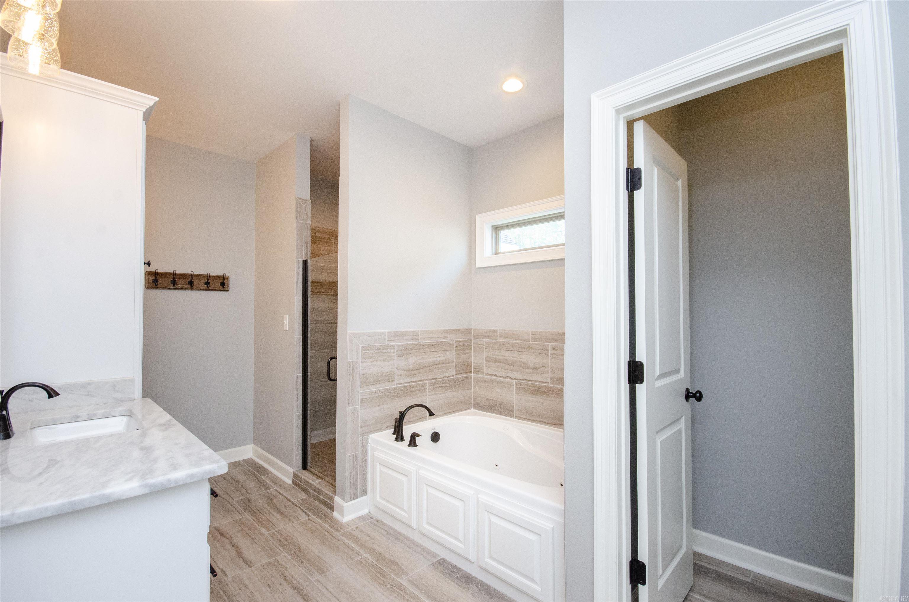 Salem Woods - Residential