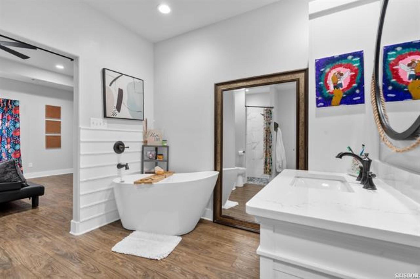 Windsong - Residential