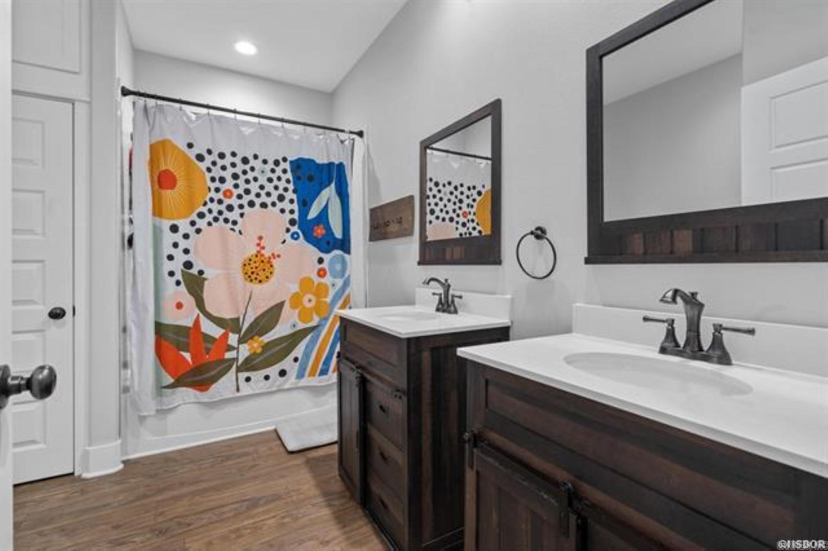 Windsong - Residential