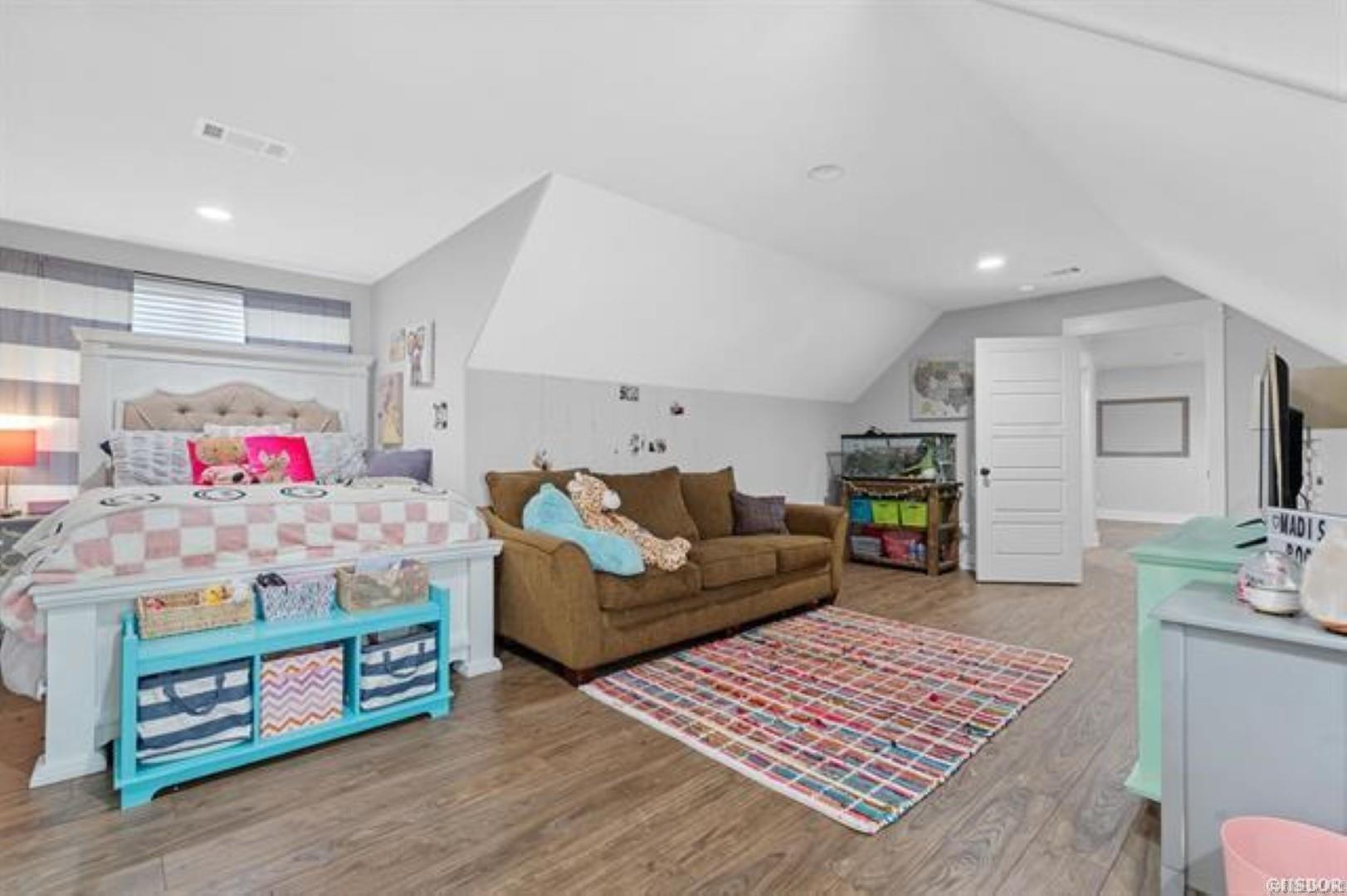 Windsong - Residential