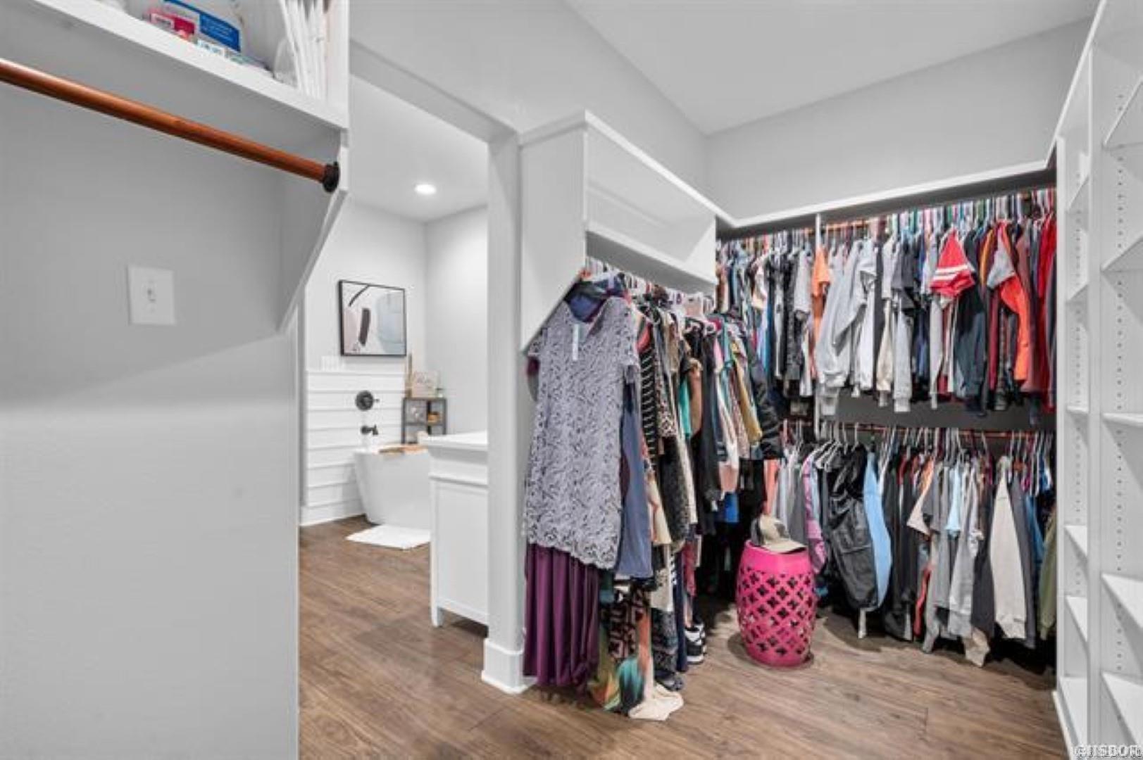 Windsong - Residential