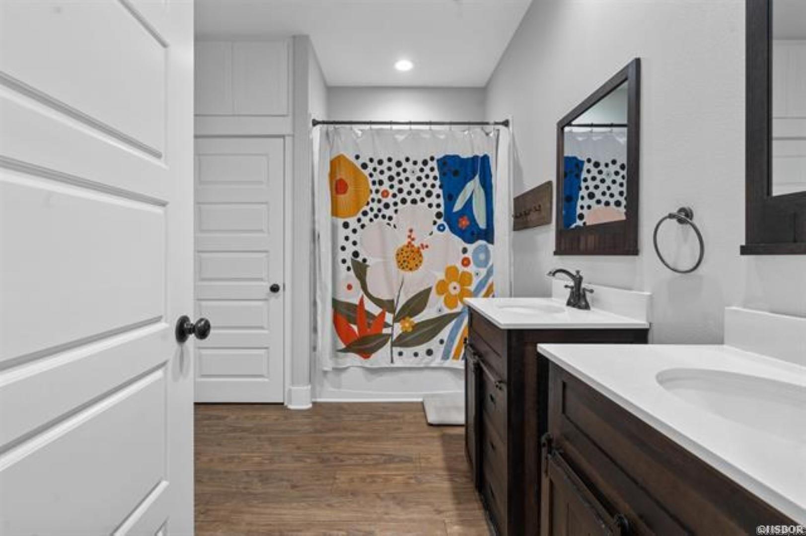 Windsong - Residential