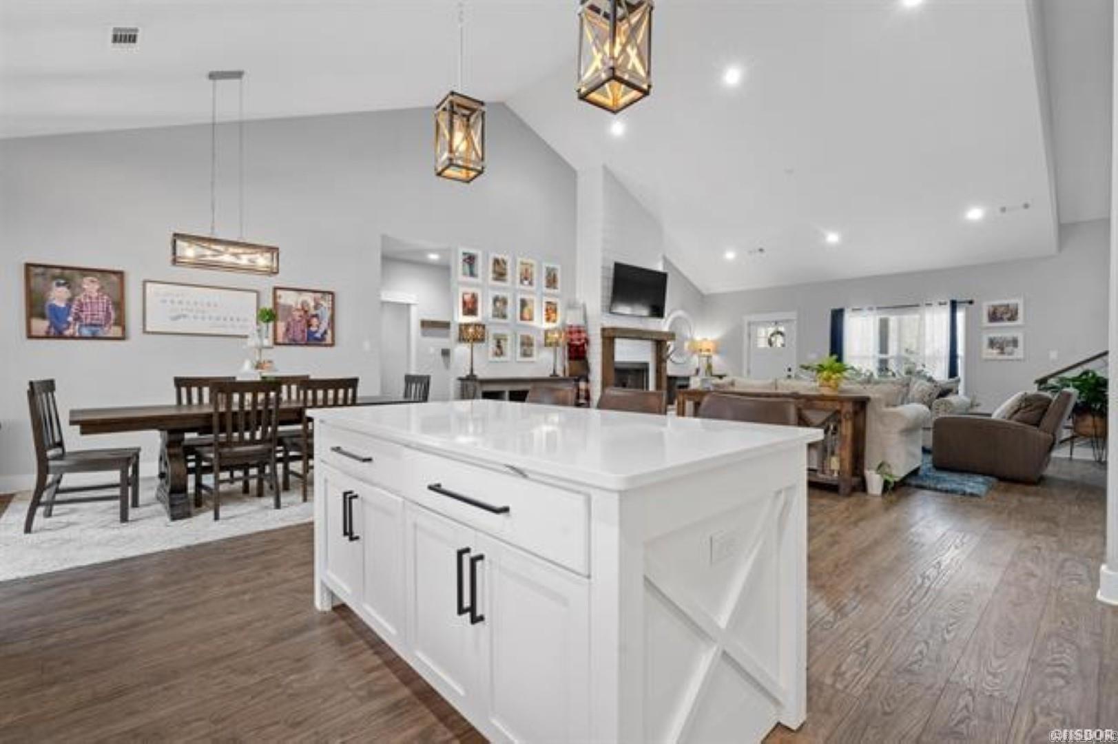 Windsong - Residential