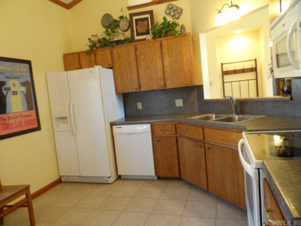 ROLLING OAKS - Residential