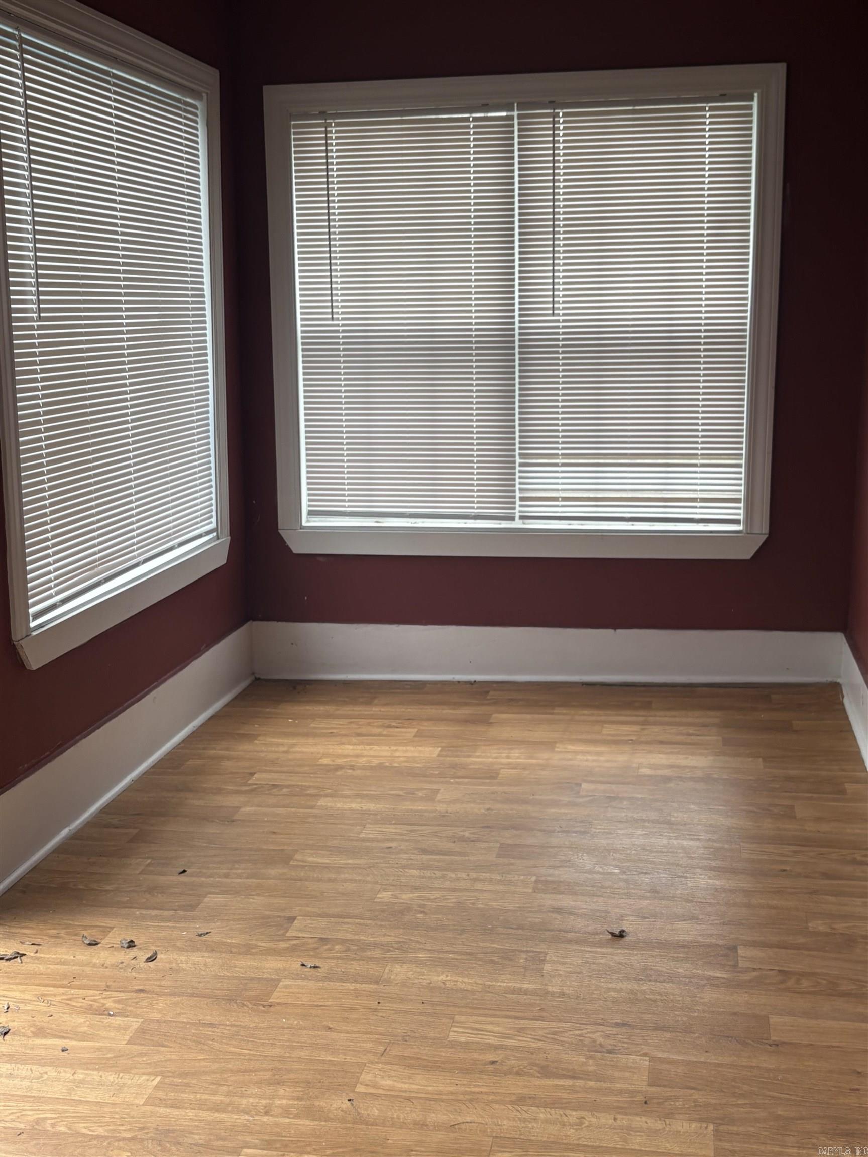 CHESTERFIELD SQUARE - Residential