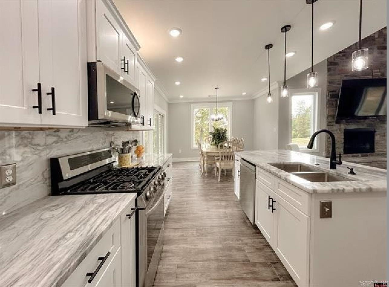 Oak Country Estates - Residential