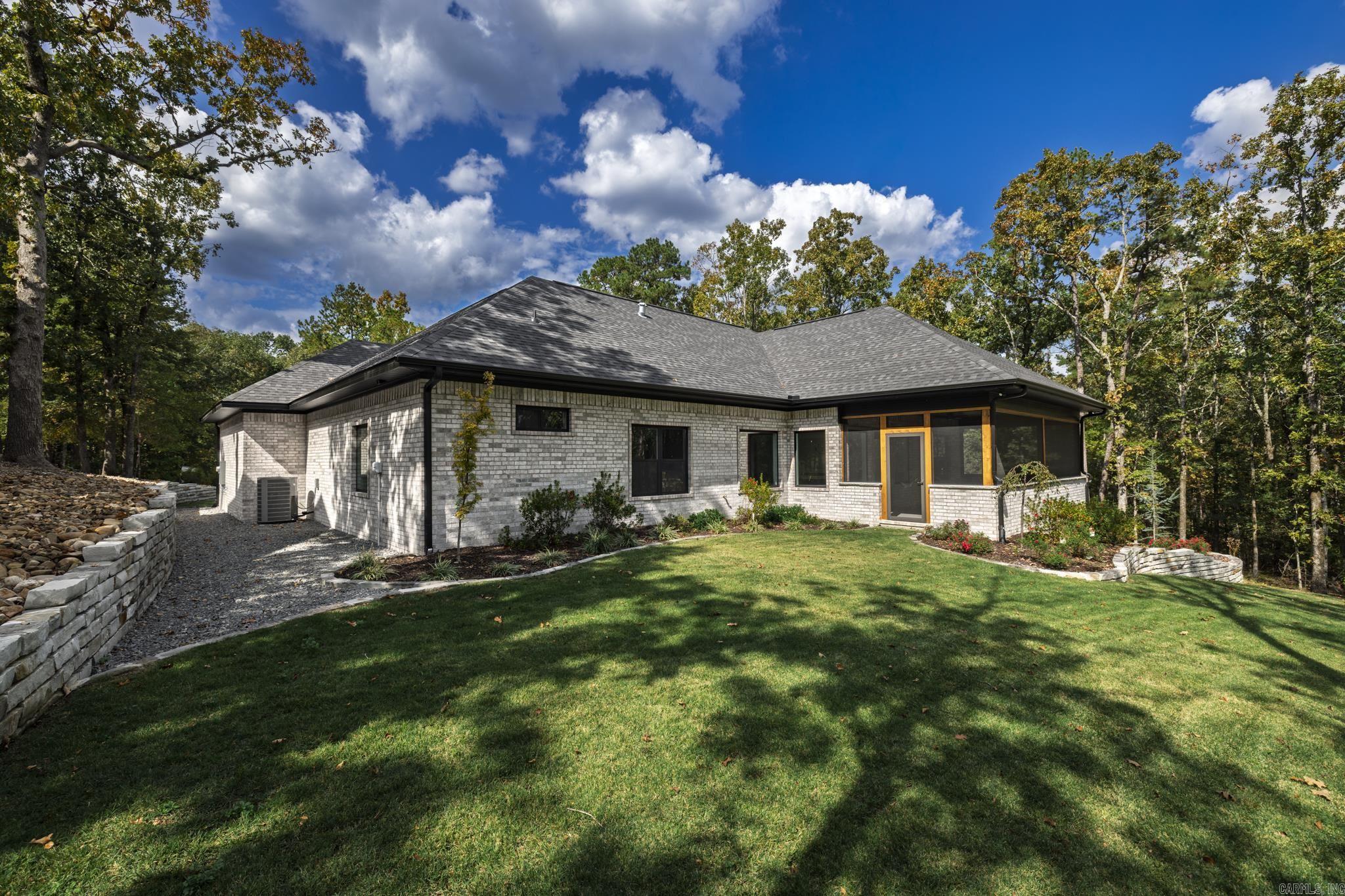 SAN PABLO - Residential