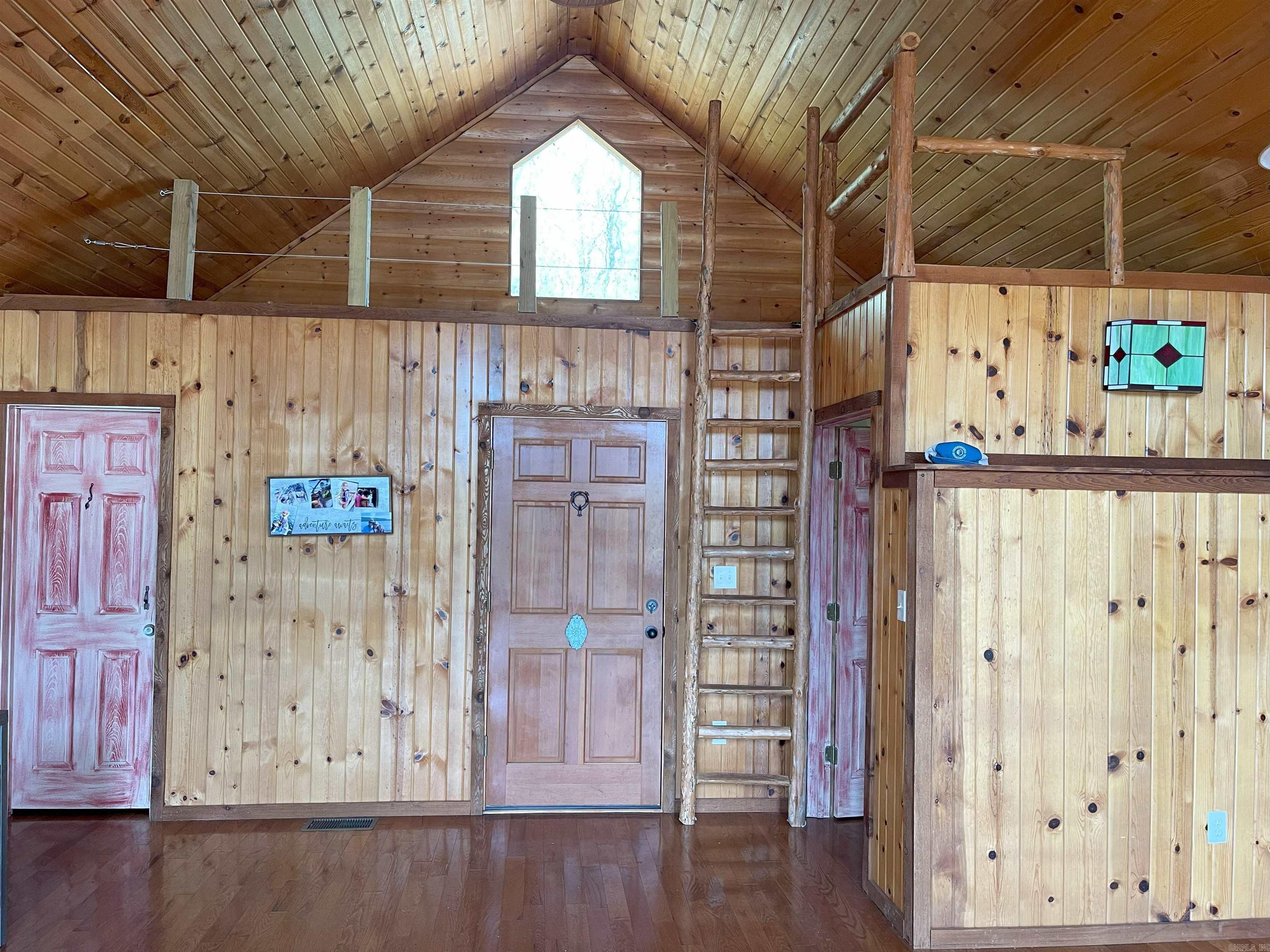 WOODHAVEN - LAKE - Residential