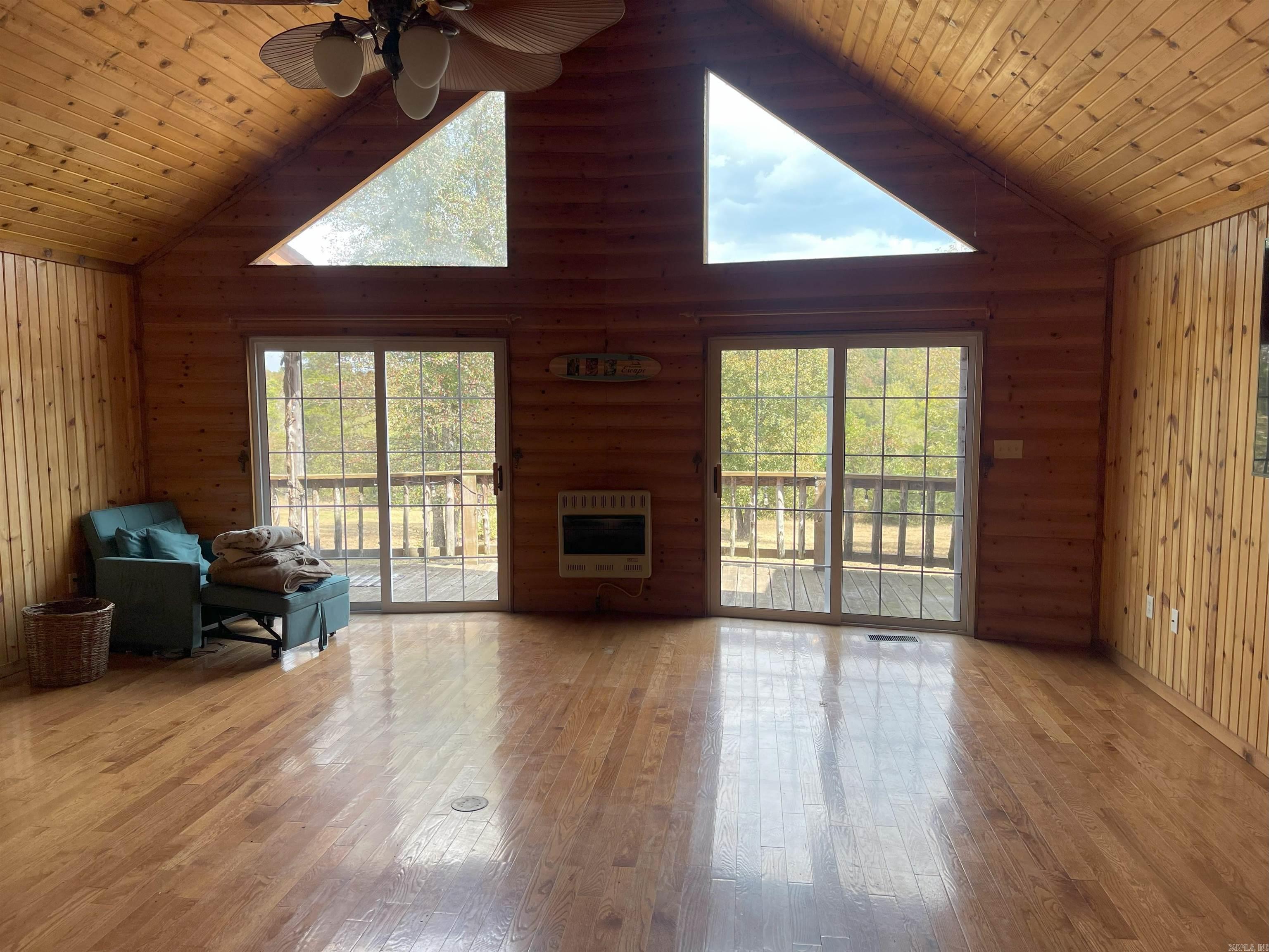 WOODHAVEN - LAKE - Residential