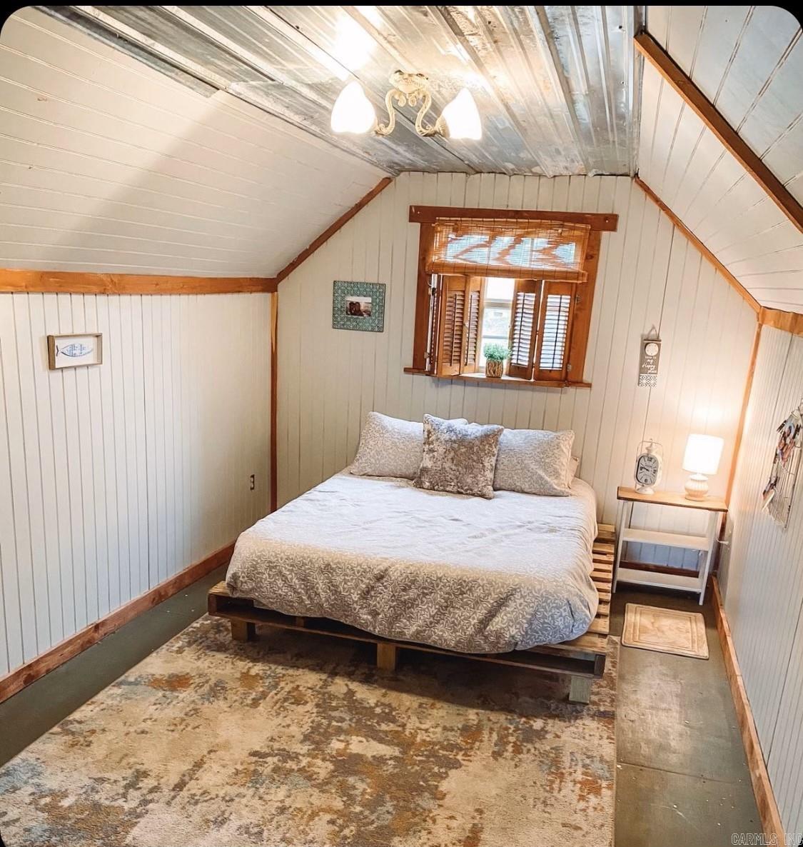 WOODHAVEN - LAKE - Residential