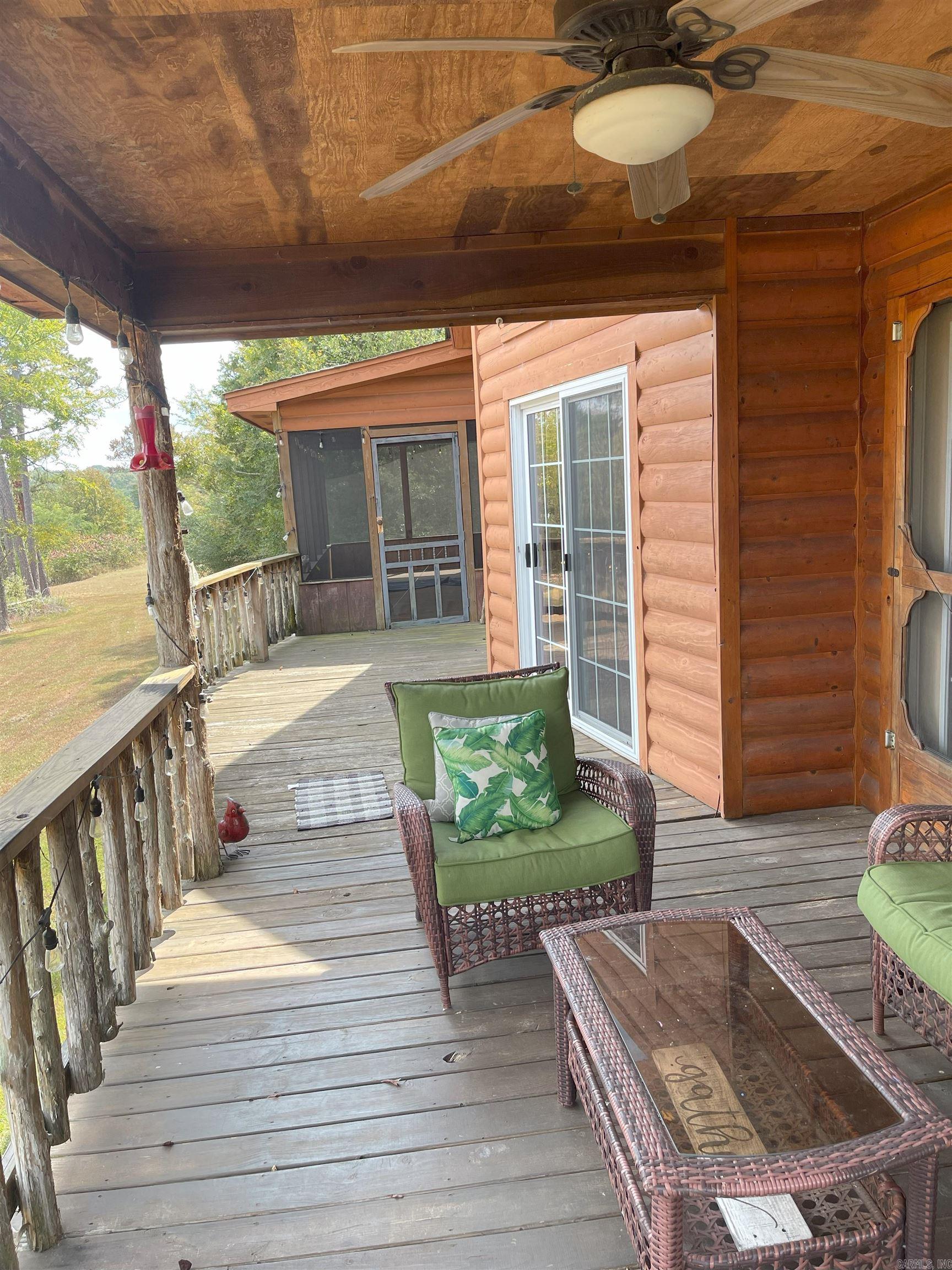 WOODHAVEN - LAKE - Residential