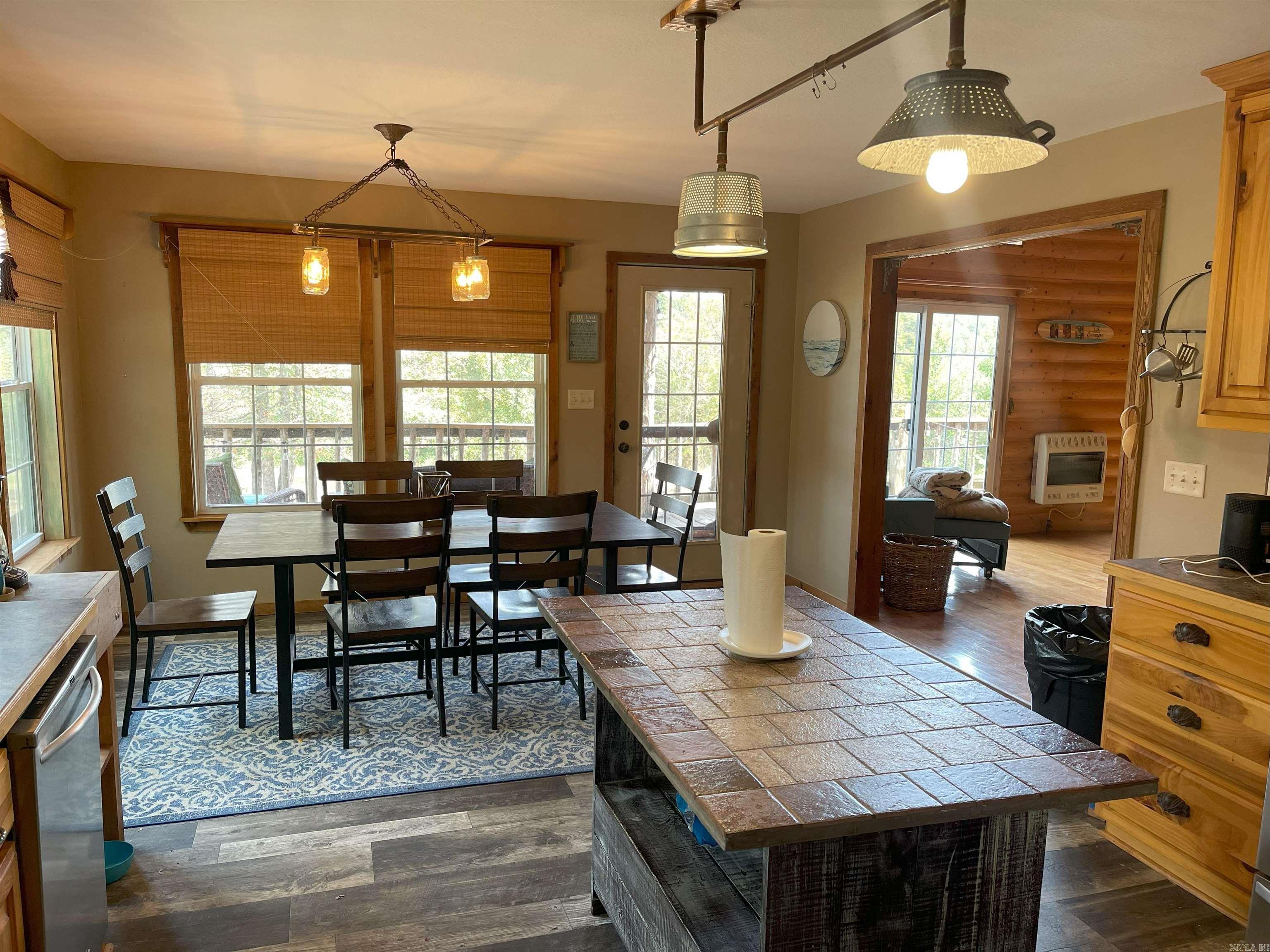 WOODHAVEN - LAKE - Residential