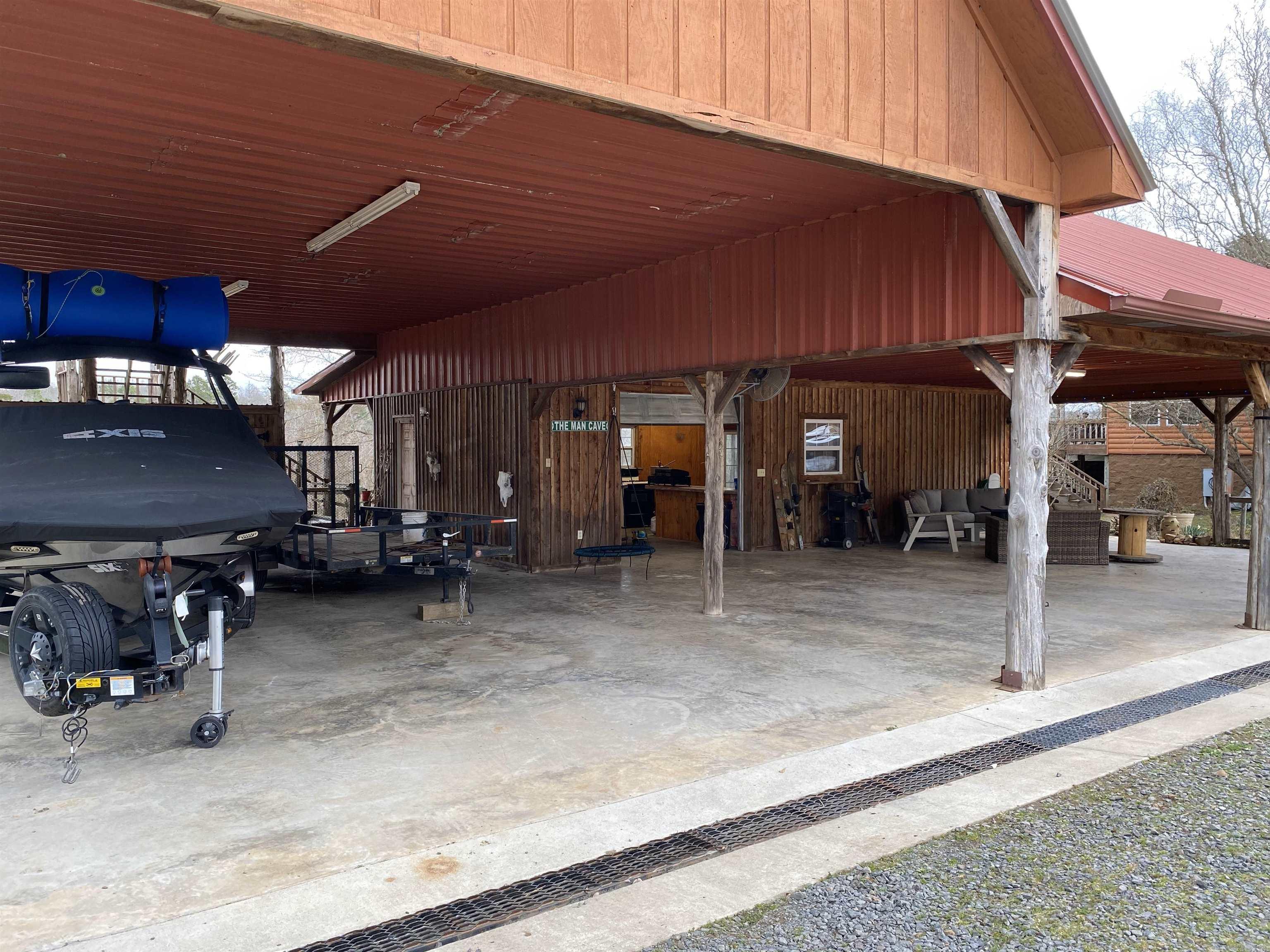 WOODHAVEN - LAKE - Residential