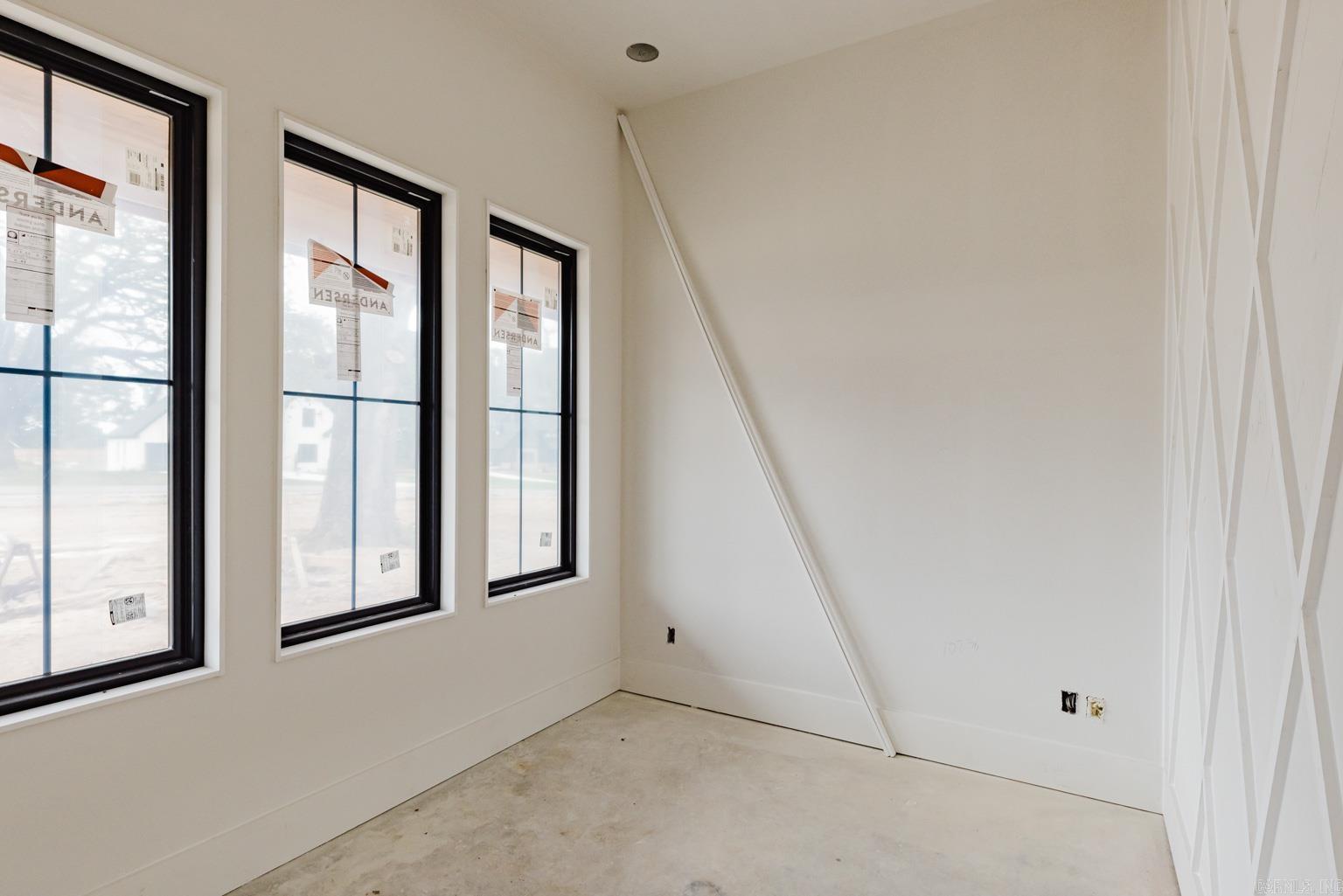 HAZEL OAK - Residential